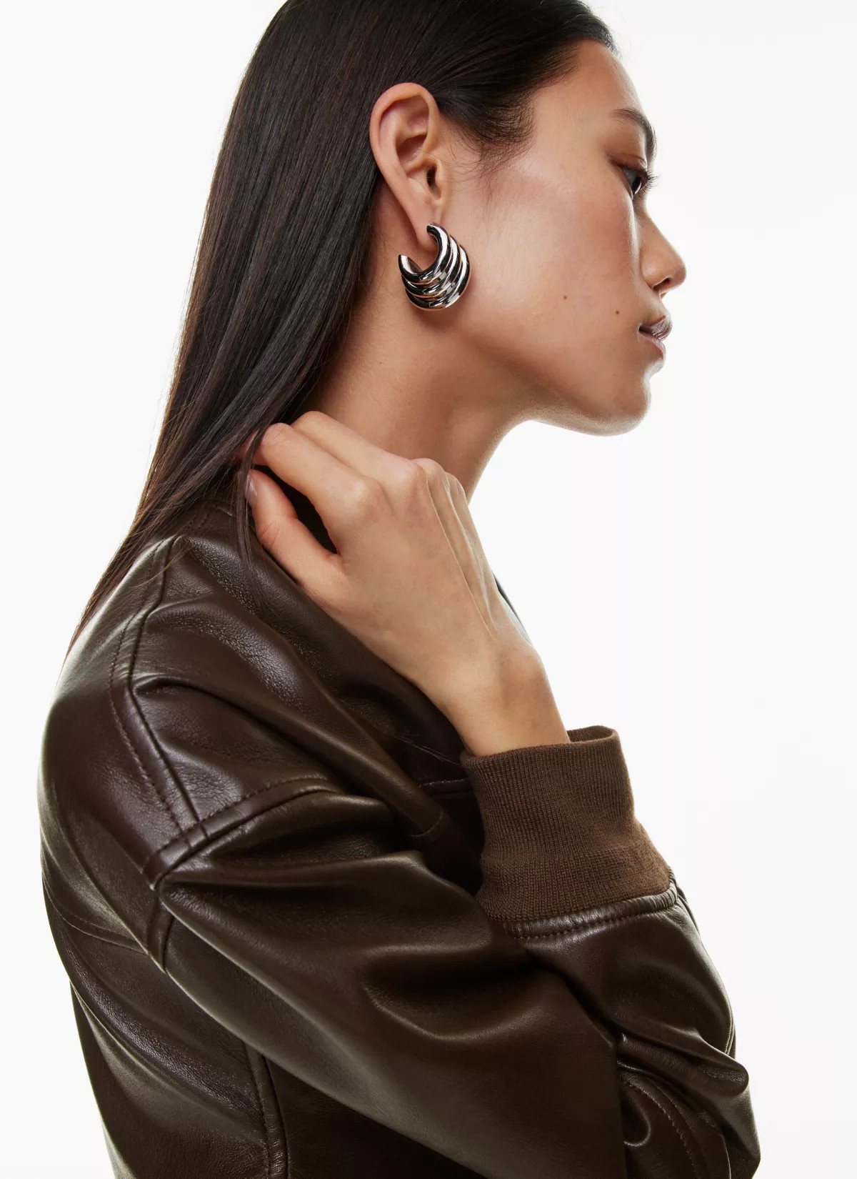 SYNERGY BOMBER | Aritzia