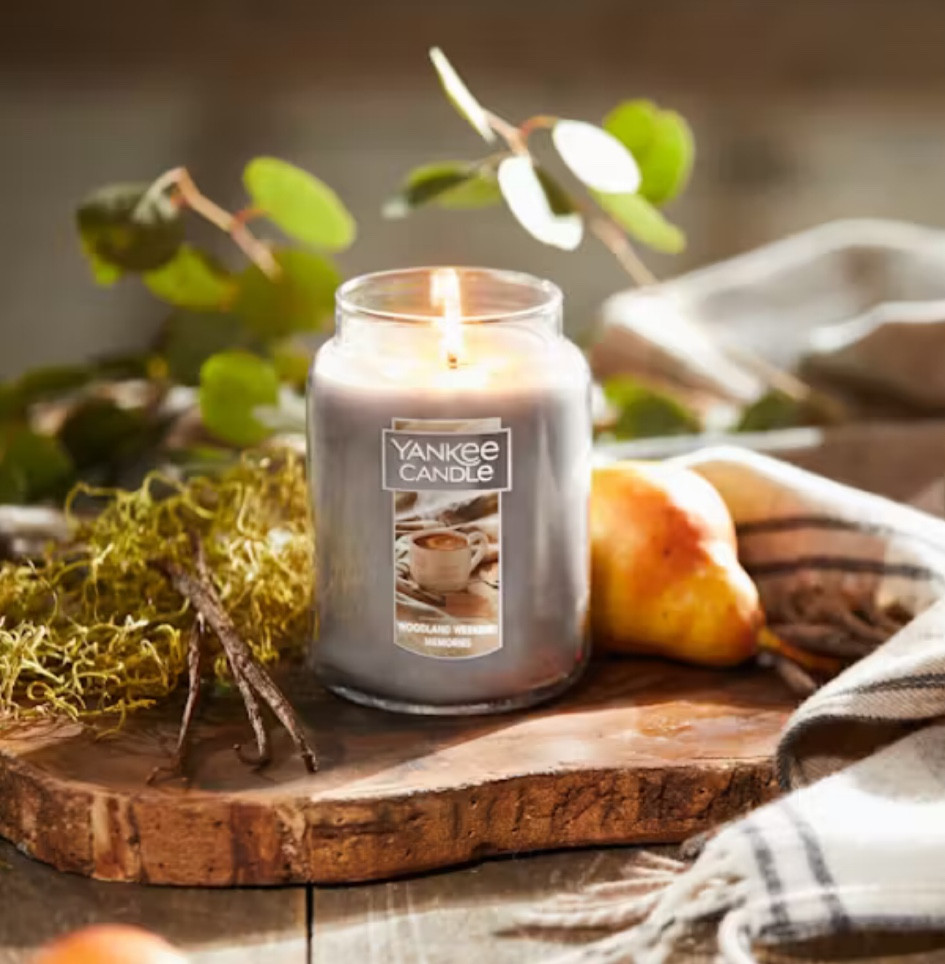 Holiday Christmas Candles from #YankeeCandle ❤️💚

#candles #holiday #fragrance #scent #home

#LTKFindsUnder50 #LTKStyleTip #LTKParties