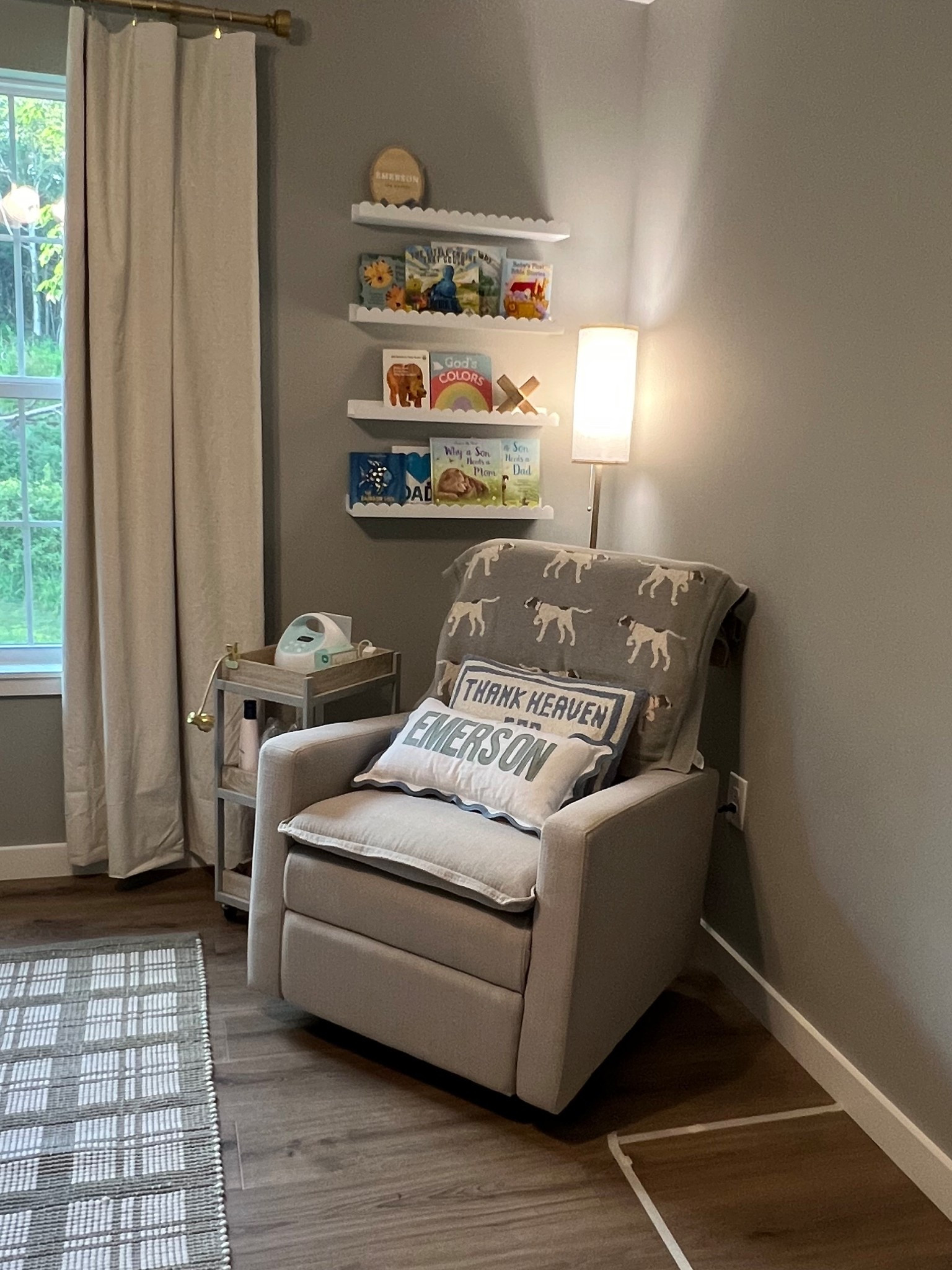 Nursery book nook 📚🩵

#LTKBaby #LTKHome