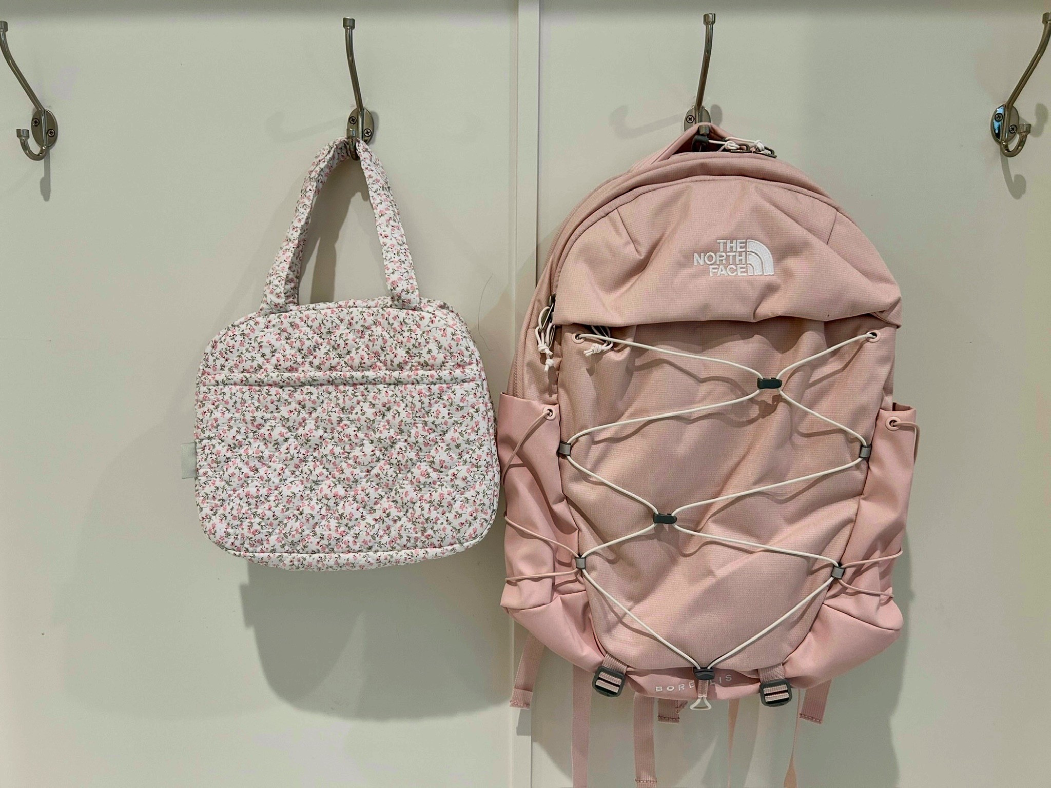 Hattie's lunch box & backpack for the 25-26 school year!

Amazon finds, North Face backpack, back-to-school, backpacks, lunchbox's.

#LTKKids #LTKActive #LTKFindsUnder100