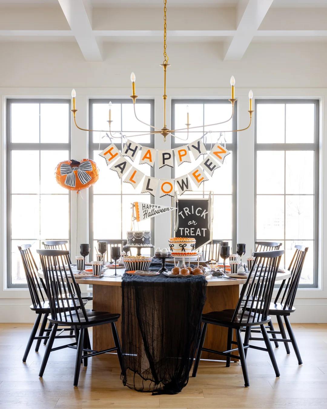 Bow Pumpkin Mylar Balloon | My Mind's Eye