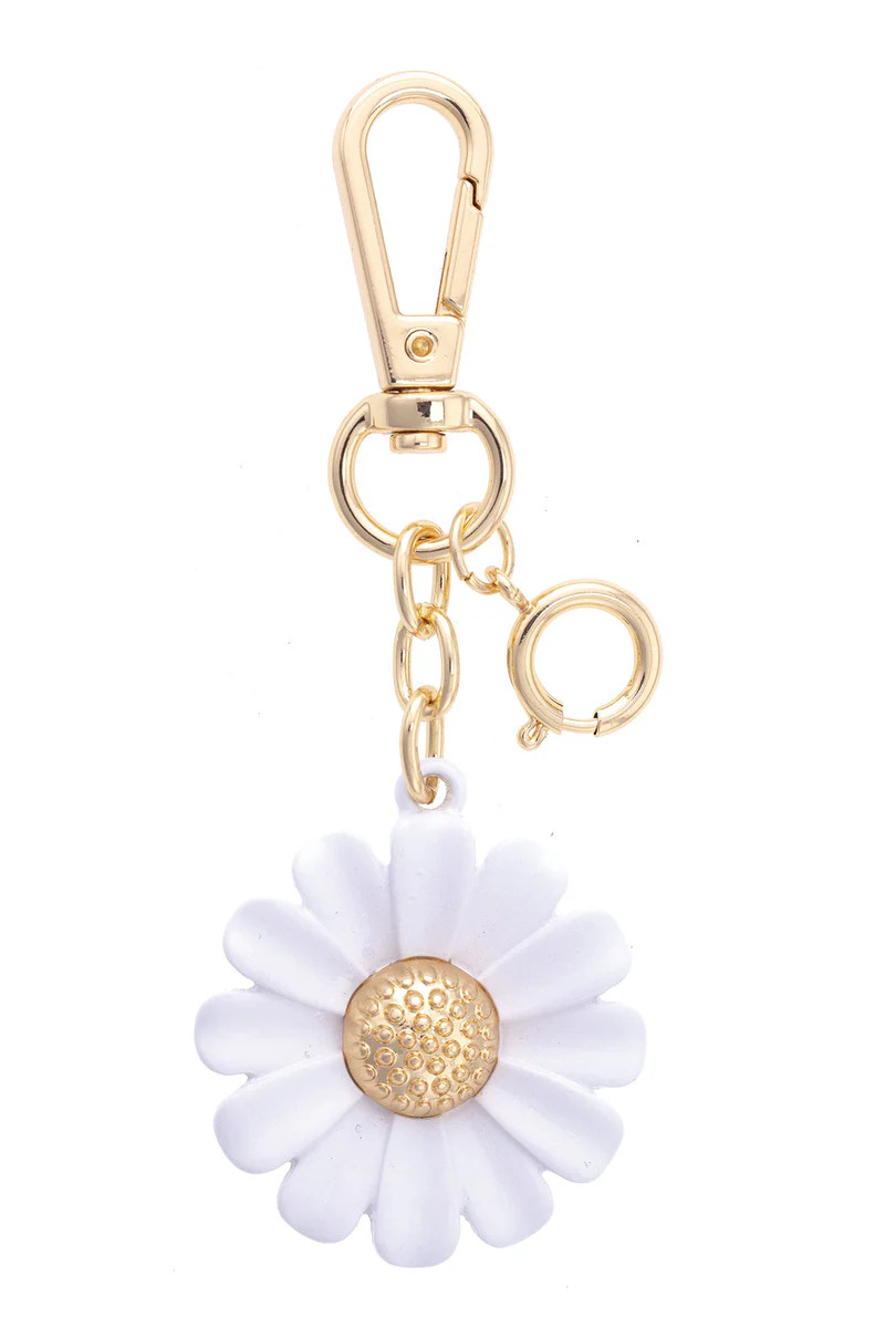 PREORDER 8/11: Daisy Enamel Bag Charm in White | CANVAS