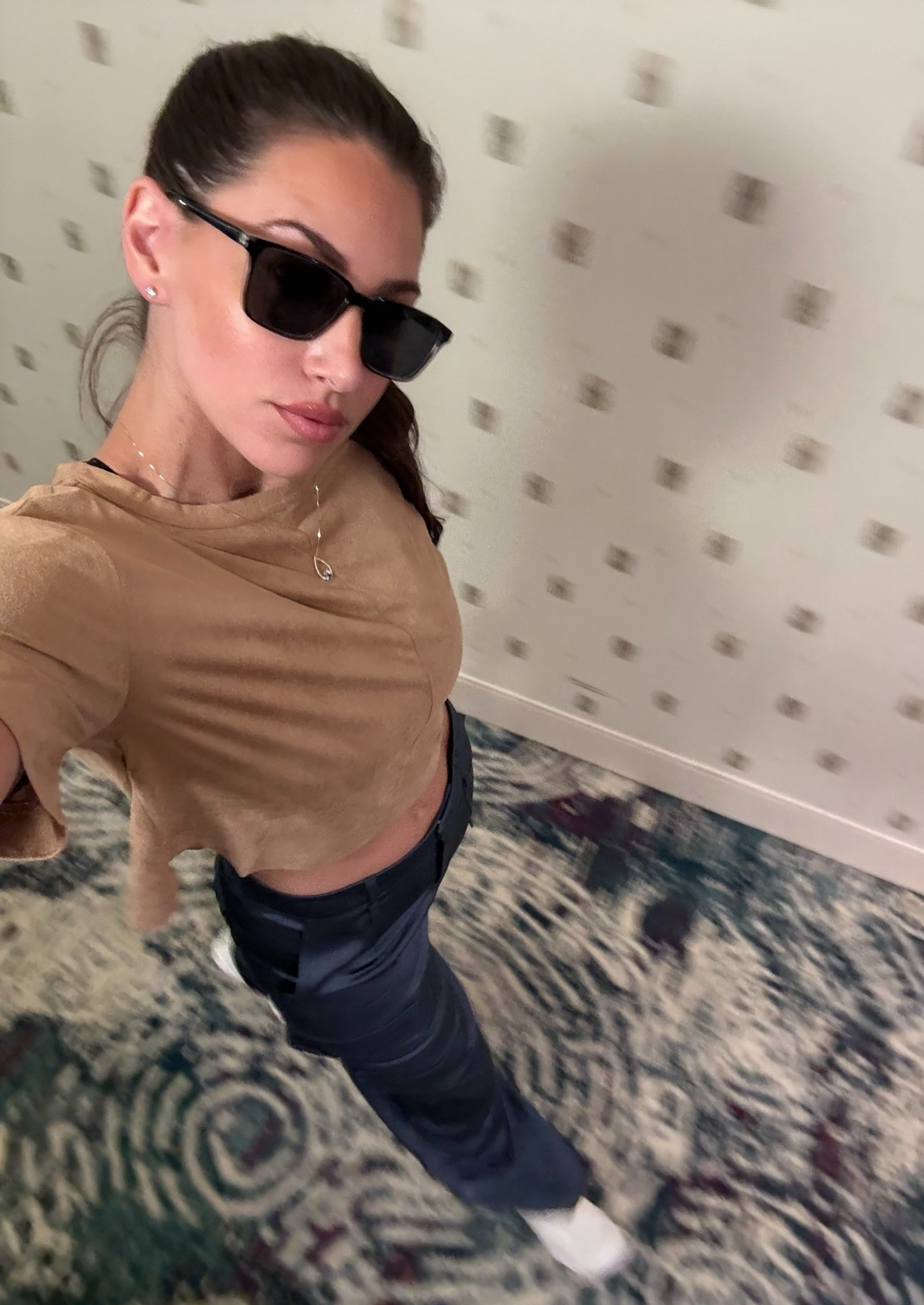 Hand to God every time I wear these pants I get strangers coming up to me and asking where they’re from! So comfortable and cute! I wouldn’t recommend if you are over 5’10 though, they’re perfect height for 5’9” and below! @thenolishop

#LTKootd #LTKdayinmylife #LTKSeasonal