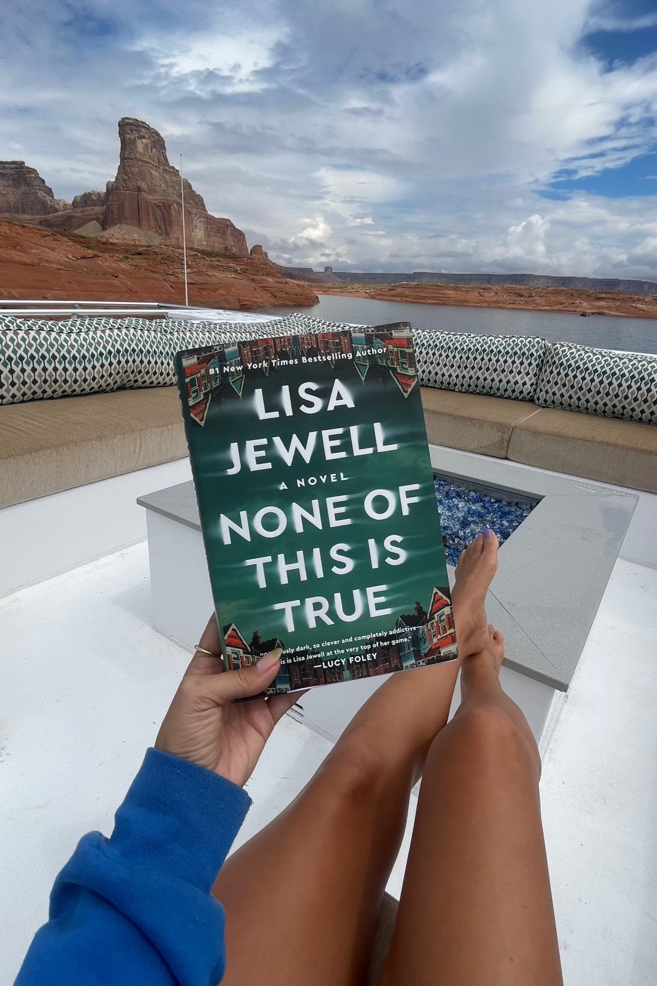 Thrillers to read on vacation 




#LTKhome