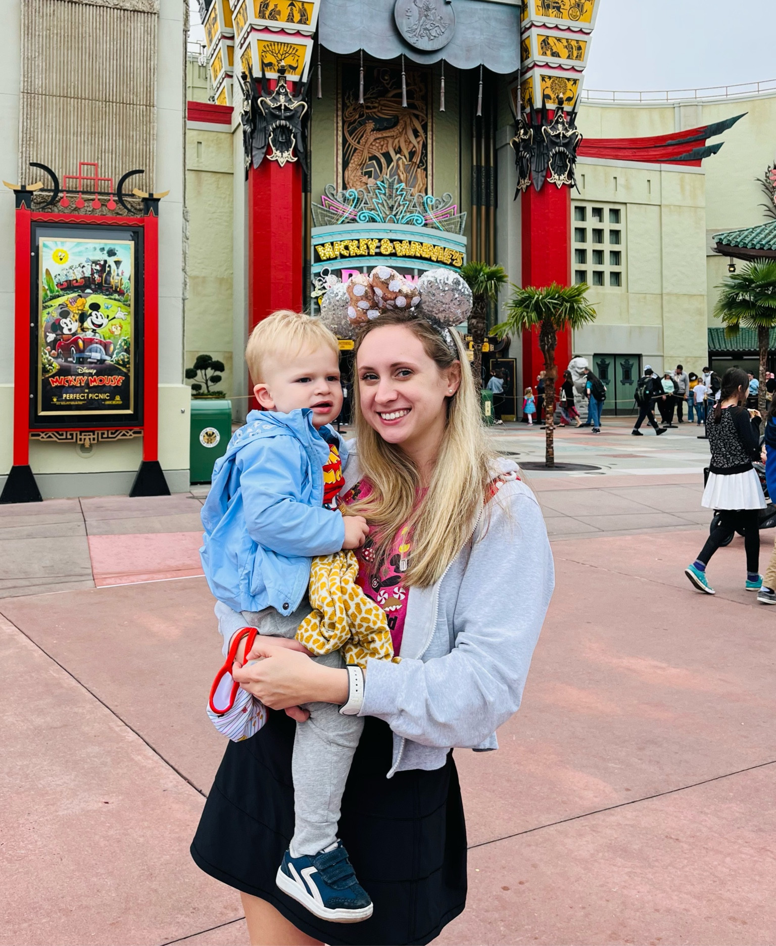 This jacket was perfect for a chilly Disney World morning! Wearing a size small 

#LTKkids #LTKfamily #LTKSeasonal