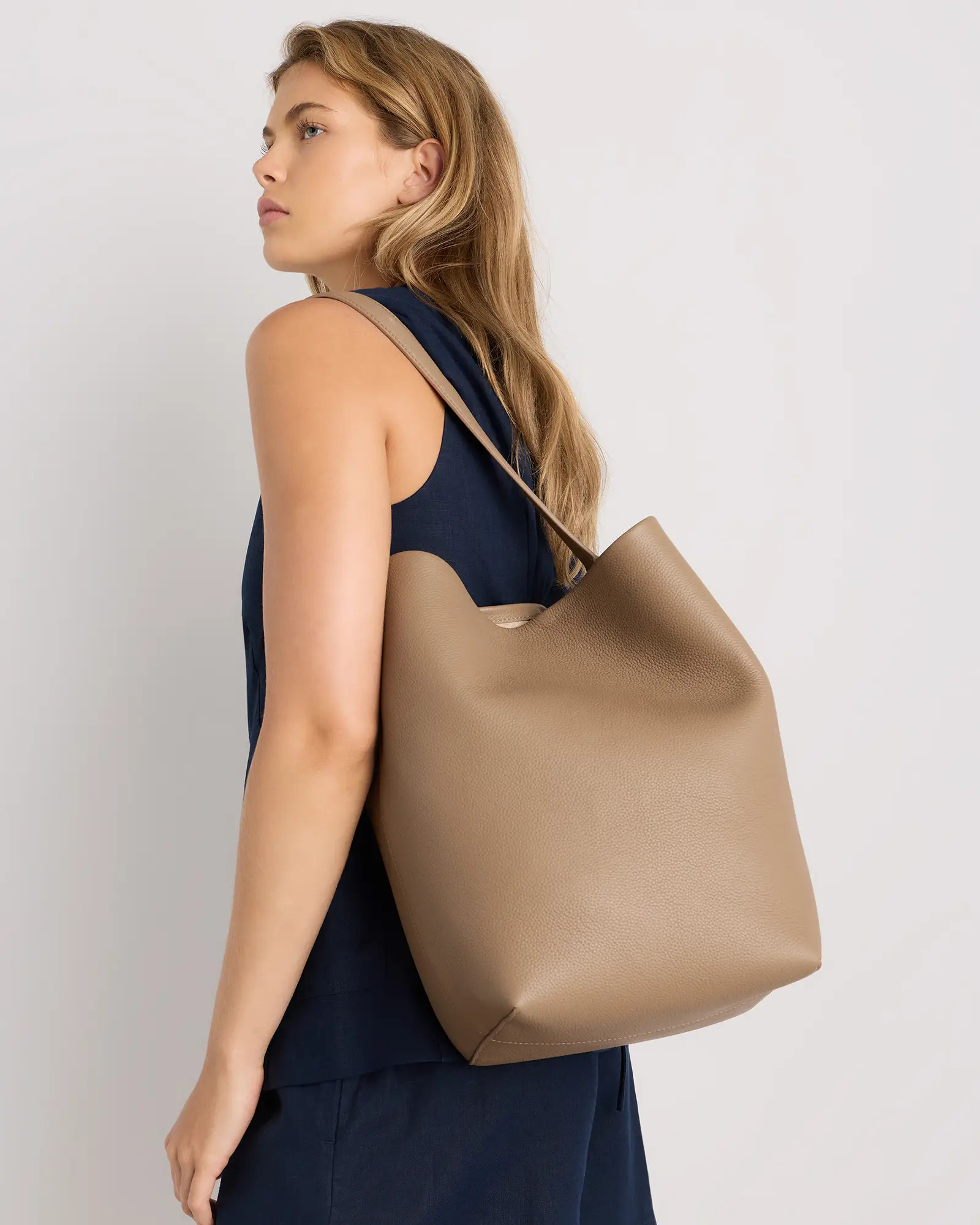 Italian Leather Large Soft Bucket Shoulder Bag | Quince