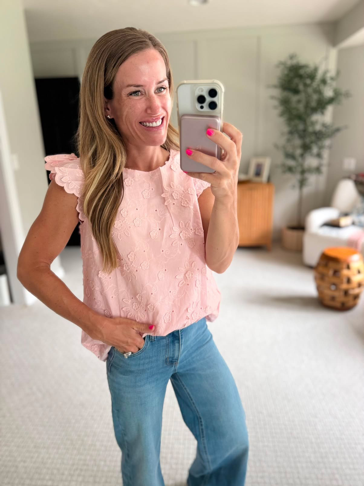 Pink blouse

Amazon fashion casual outfit trendy fashion workwear blouse

#LTKgrwm #LTKootd #LTKmomlife