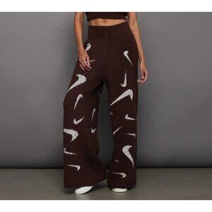 Nike Pants Brown Sportswear Phoenix Cozy Boucle Fleece Wide Leg M | Poshmark
