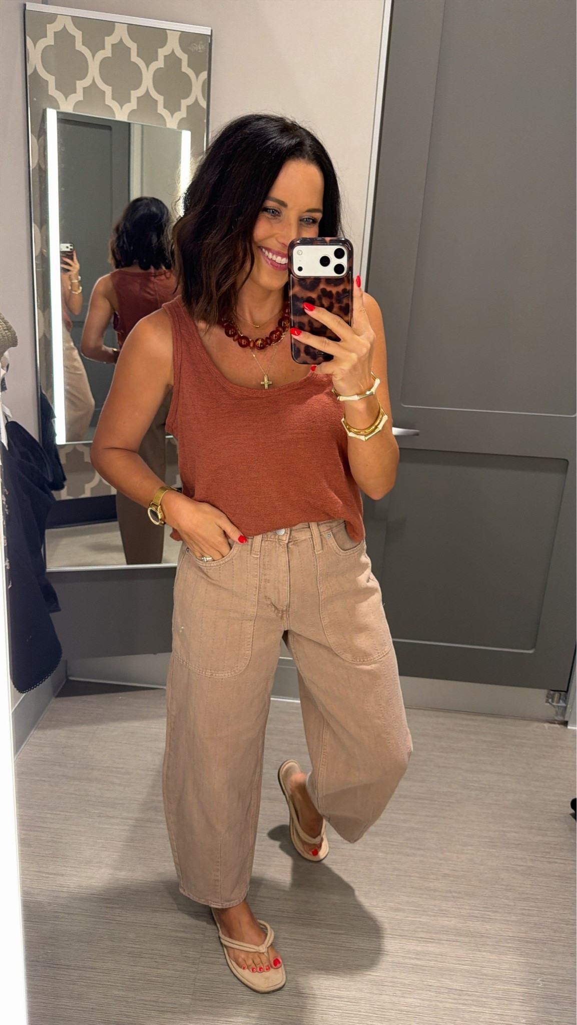 The easiest neutral outfit you’ll wear on repeat 🤎✨ Wearing an XS in the top!

#targetstyle #targetfinds #targetfashion #targetnewarrivals #affordablefashion #neutralstyle #everydayoutfit #casualstyle #falltransition #outfitinspo #ltkstyle #ltkfashion #ootd #budgetfashion #stylefinds