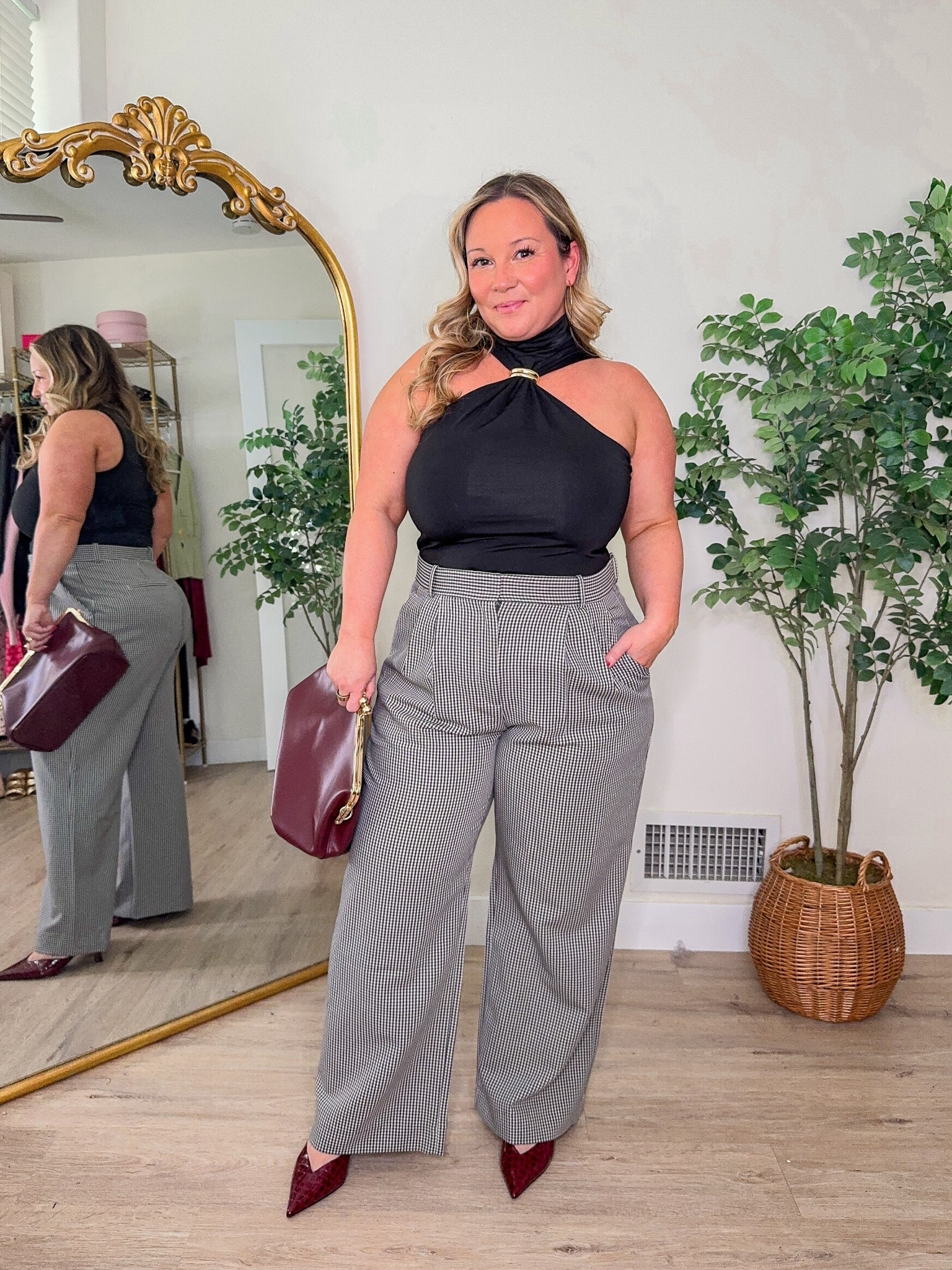 Midsize date night outfit 
Abercrombie gingham trousers size 32 SHORT curve love 
Tank top size XL 

Nordstrom, business casual, spring outfit, spring trends, spring style, trousers, Valentine’s Day outfit, date night outfit, workwear style, petite style, Amazon fashion, Amazon finds

#LTKMidsize #LTKPetite #LTKValentine