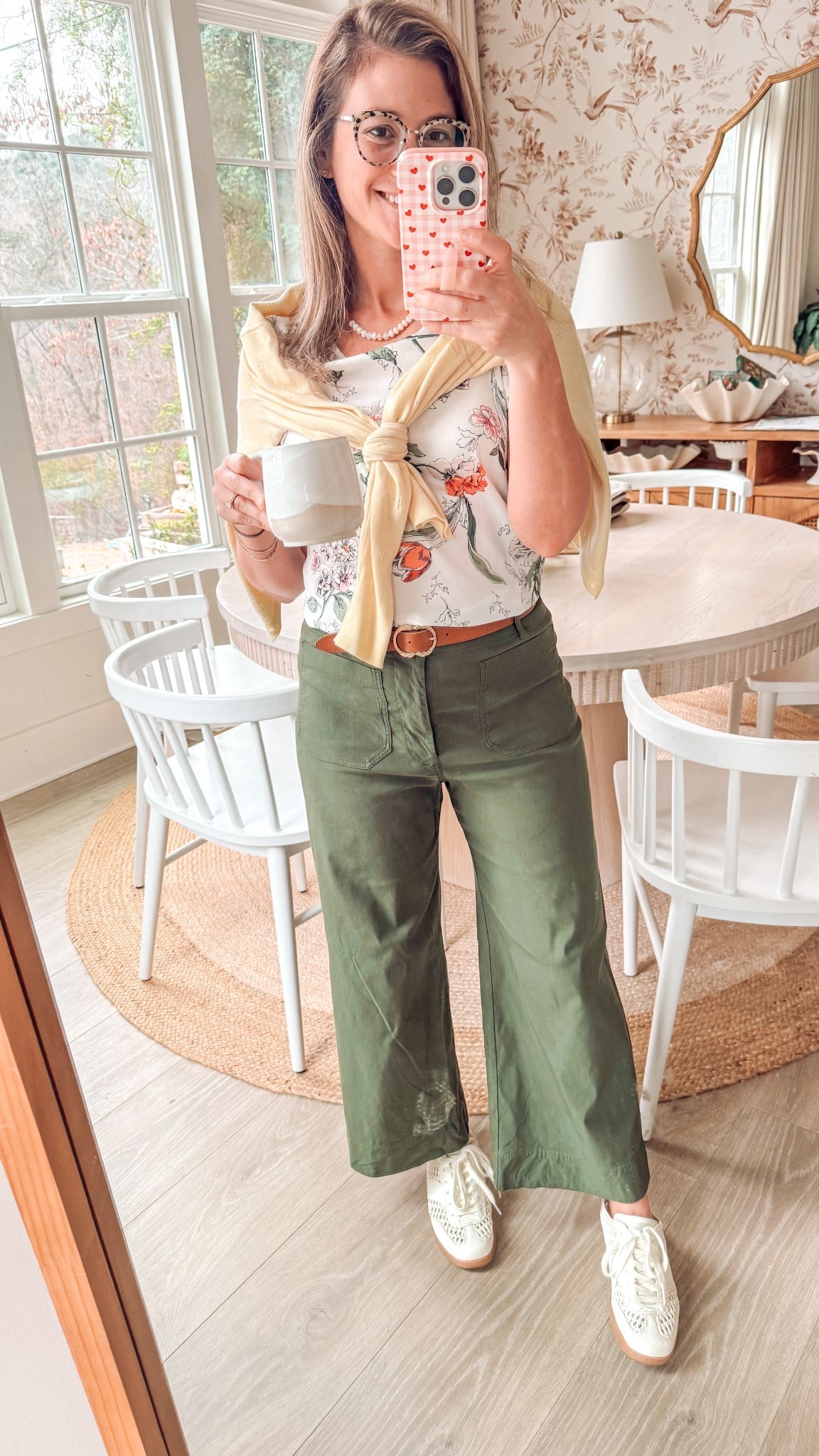 Spring work outfit !! These are my favorite cropped wide leg pants

#LTKspring #LTKdayinmylife #LTKWorkwear