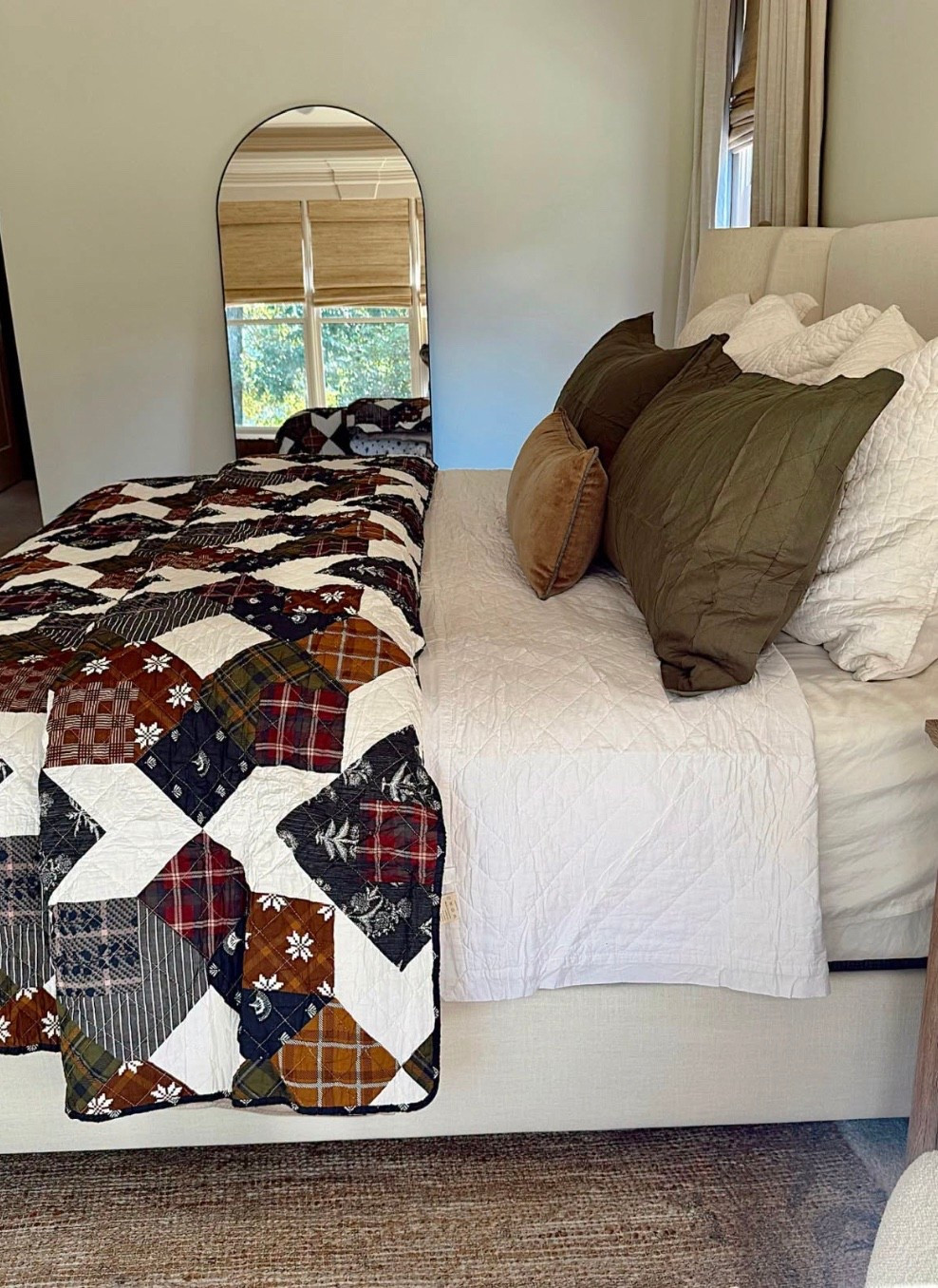 This bedding set looks just like PB fall bedding, but it isn’t! 
🍁
These finds are SO good, and I especially love this quilt. It gives the bed that cozy, high-end look without the high-end price tag. Such a pretty setup for fall!

#LTKmomlife #LTKSeasonal #LTKHome