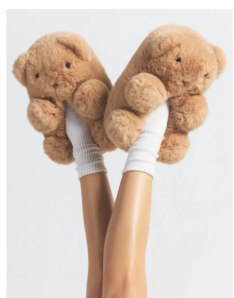 These slippers are the cutest. Gifts arriving before Christmas 

#LTKHoliday #LTKGiftGuide #LTKSeasonal