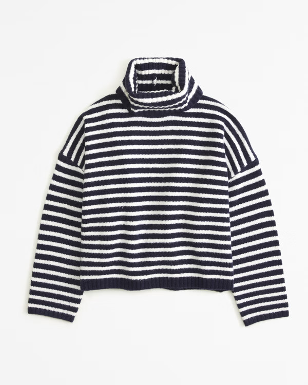 Wedge Turtleneck Sweater | Abercrombie & Fitch (US)