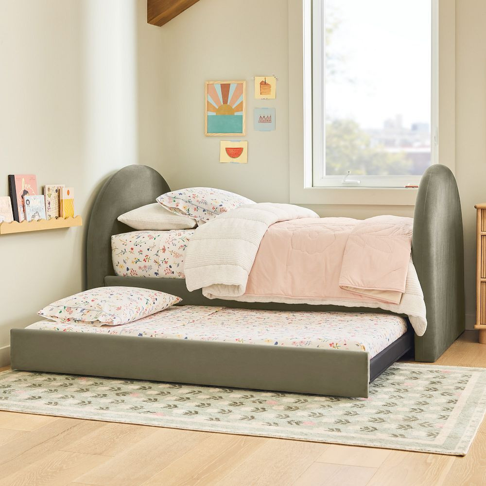 Elora Arched Upholstered Daybed &amp; Trundle | West Elm (US)