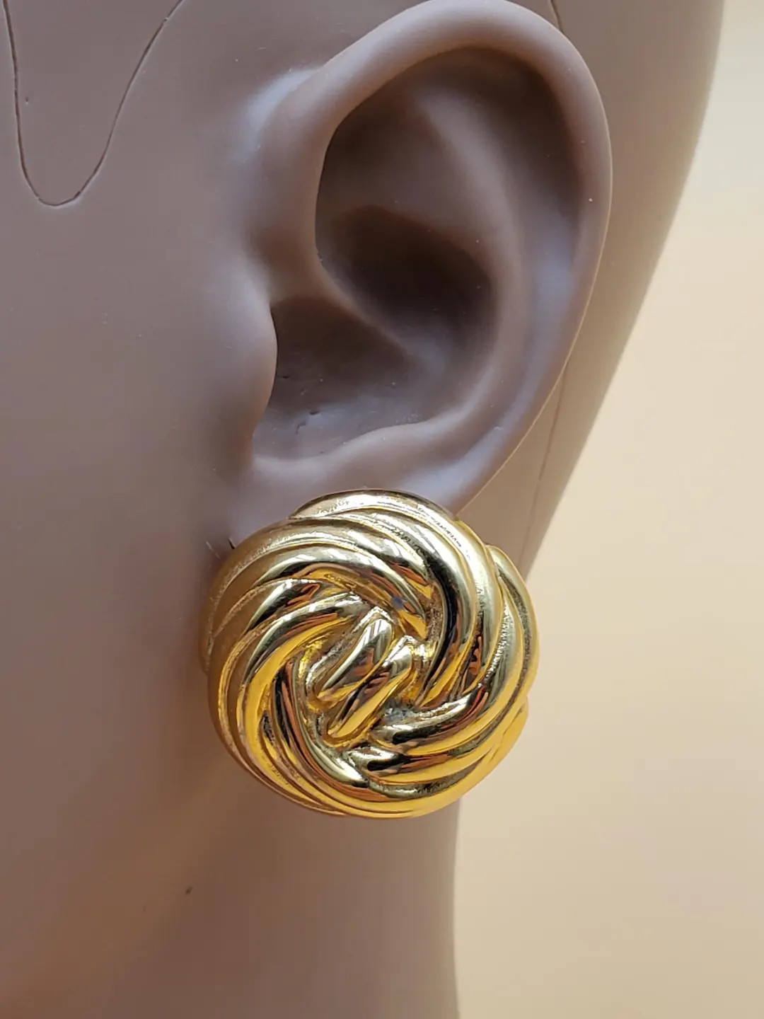 Vintage AK gold tone domed swirl clip on earrings | Etsy (US)