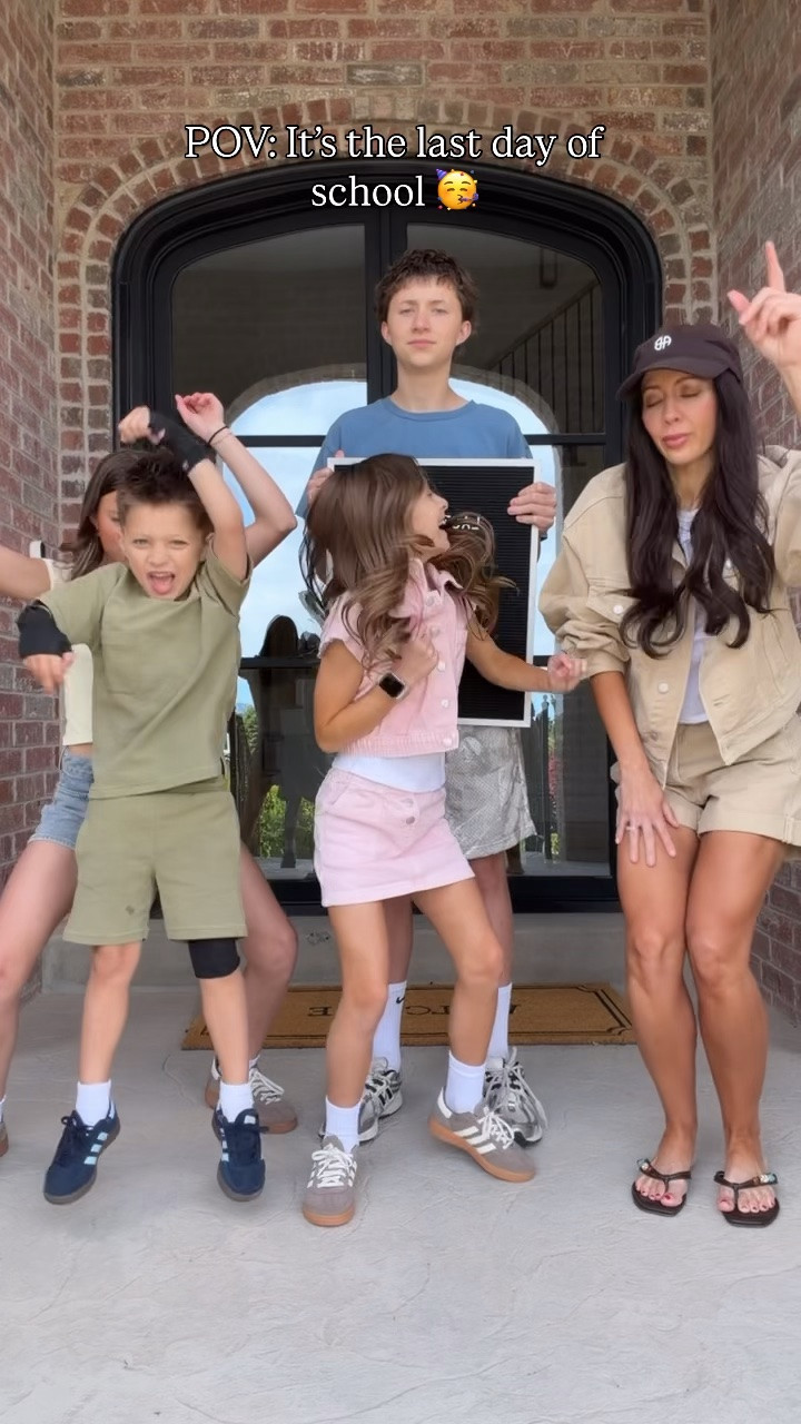Our summer looks

#LTKootd #LTKmomlife #LTKSaleAlert