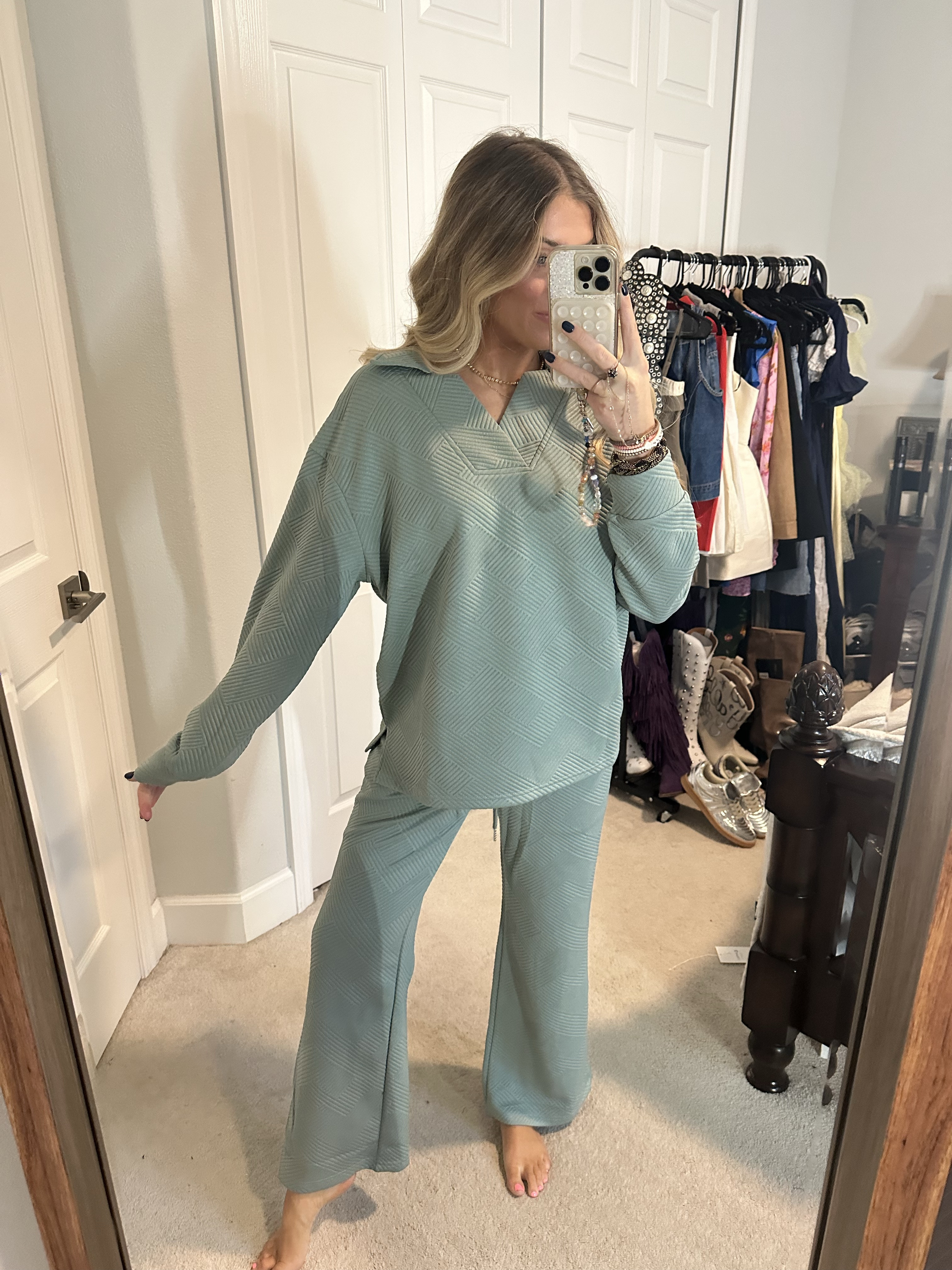 Lounge Sets for Women Two Piece Outfits Textured Sweatsuit Set Polo Sweatshirt Wide Leg Sweatpant With Pockets

#LTKFindsUnder50 #LTKSaleAlert #LTKTravel