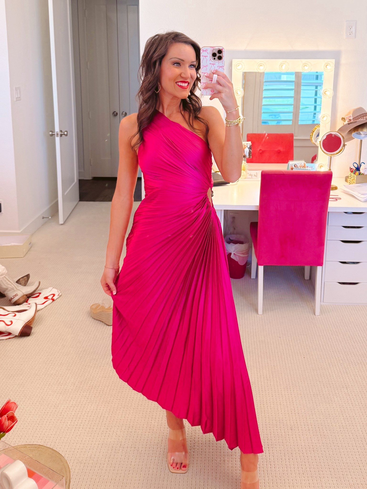 REAGANWEST30 for 30% off VICI! 

#LTKParties #LTKFallSale #LTKWedding