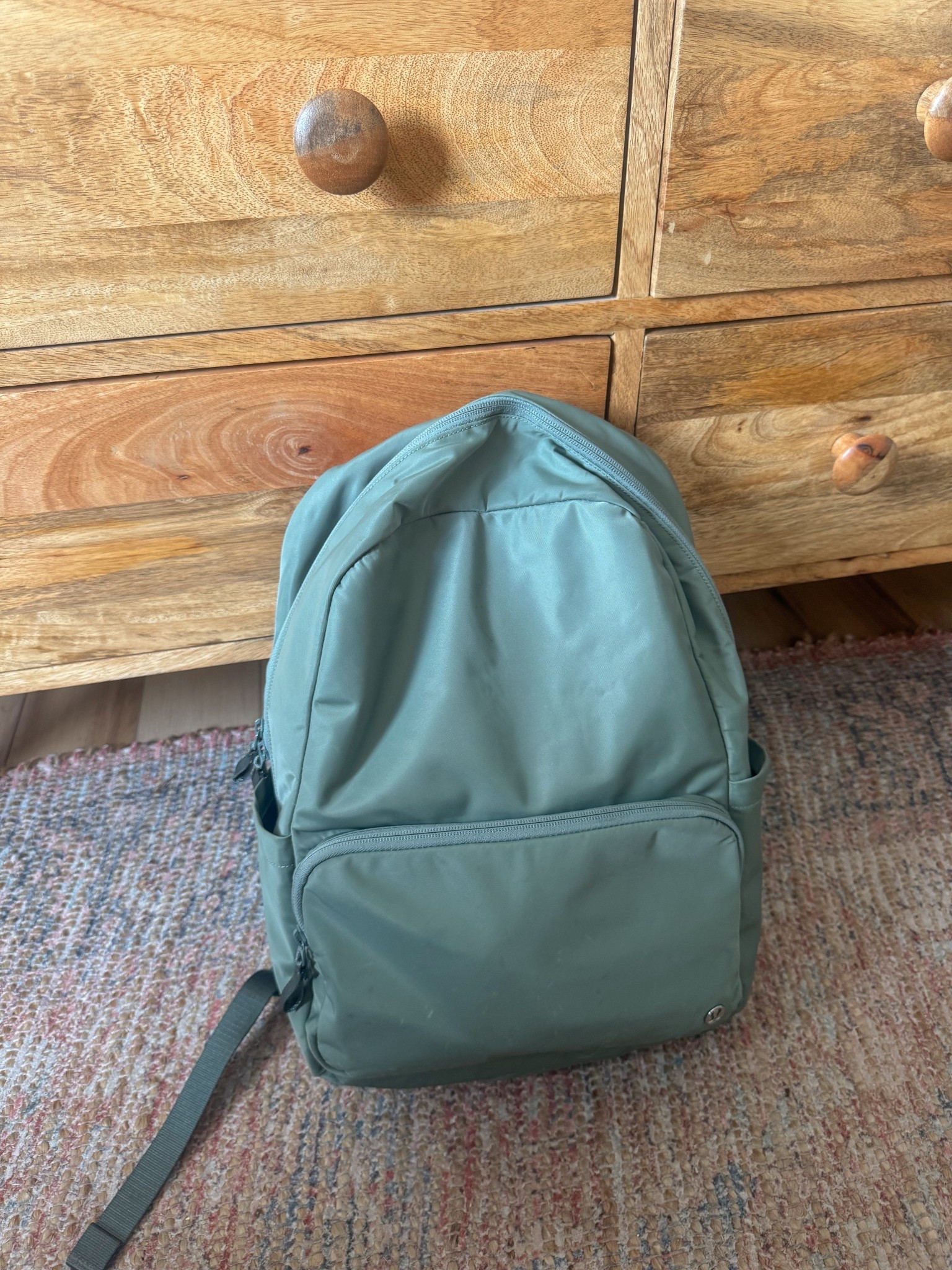 my lululemon backpack ☺️