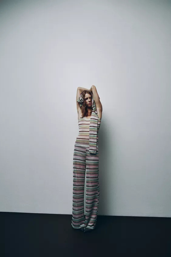 STRIPED METALLIC THREAD TOP | Zara UK