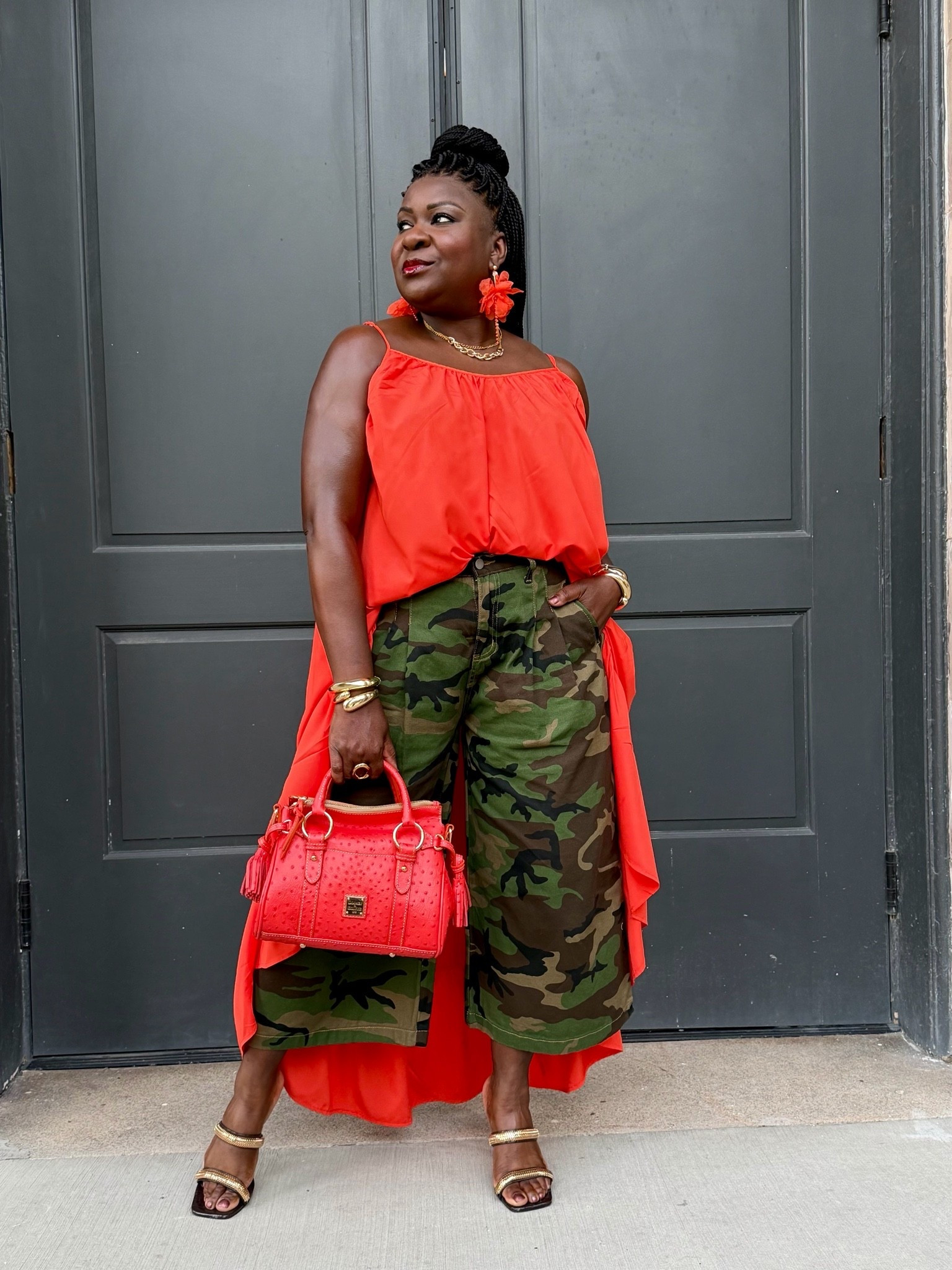 Color and Camo = a fabulous summer OOTD. I am wearing a medium in the camo pants and a size small in the maxi dress.