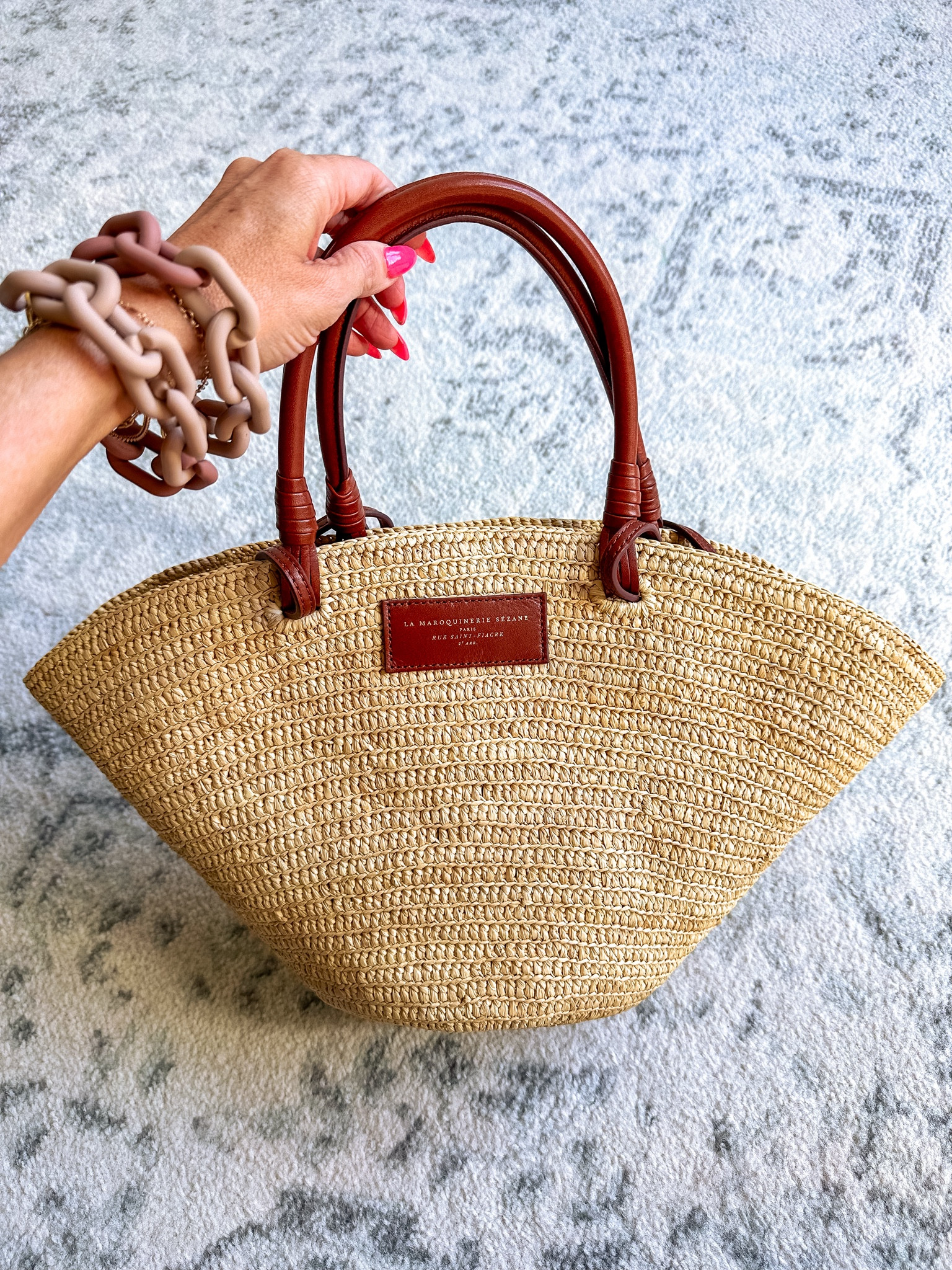 The cutest raffia bucket bag with leather handles and longer straps to wear over the shoulder! 

Follow my shop @roseykatestyle on the @shop.LTK app to shop this post and get my exclusive app-only content!

#liketkit #LTKSeasonal #LTKtravel #LTKitbag
@shop.ltk
https://liketk.it/4E0uN

#LTKitbag #LTKstyletip #LTKover40