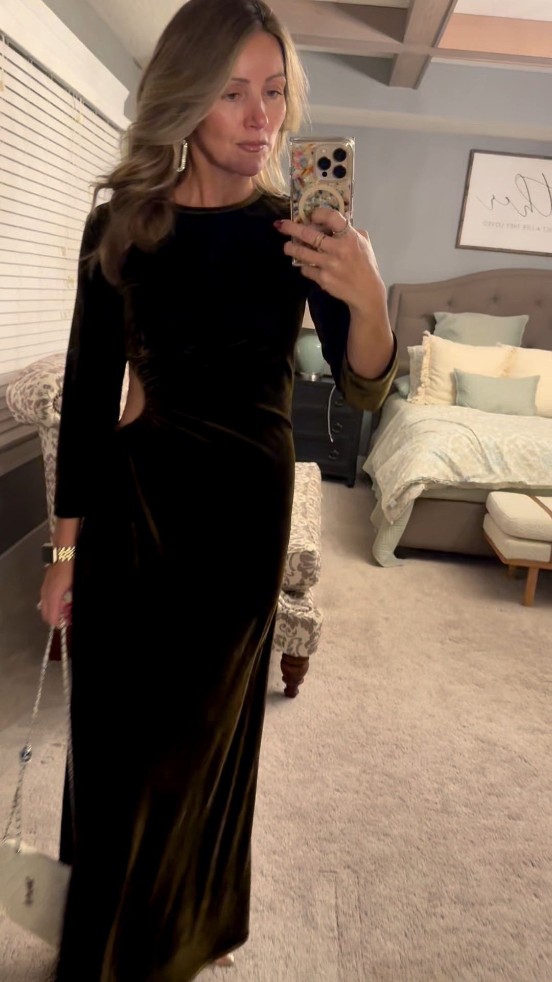 Christmas outfit
Holiday look
Jewelry 