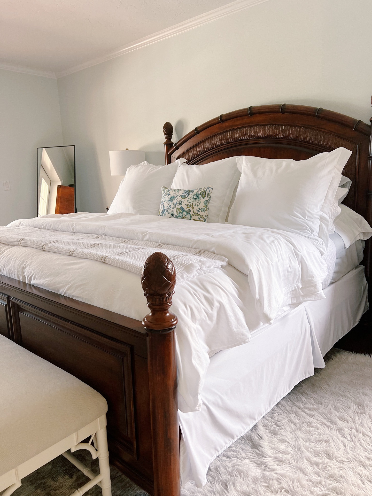 Hotel level bedding

#LTKFind #LTKGiftGuide #LTKhome