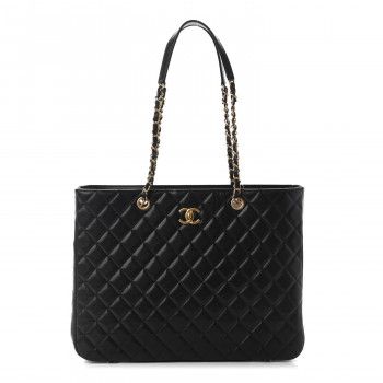 CHANEL

Caviar Quilted Large Shopping Tote Black | Fashionphile