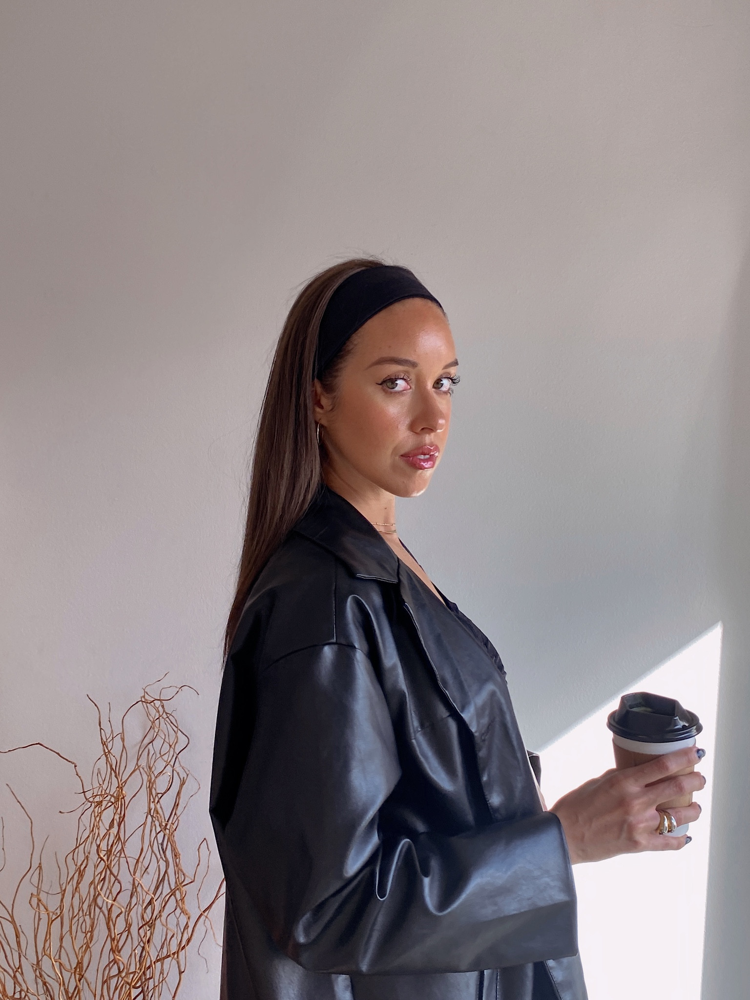 Black oversized faux leather jacket with black headband #winteroutfitinspo