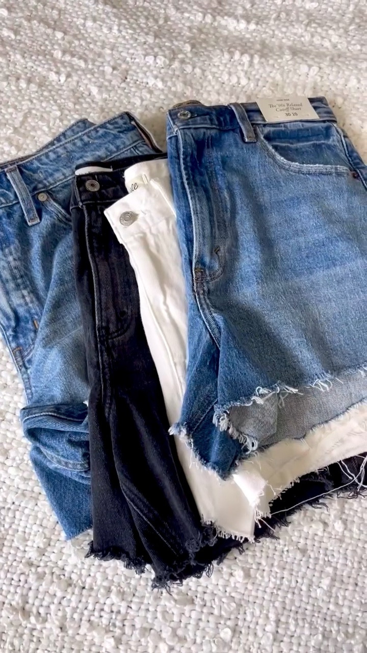 I have been on a Jean short HUNT this Summer! After all my Jean shorts were stolen when our car got broken into, I had to replace all of them. The four have been some of my favs! They fit great, and are just the right length! Not to mention, I got them ALL on SALE!


#LTKxNSale #LTKcurves #LTKSeasonal