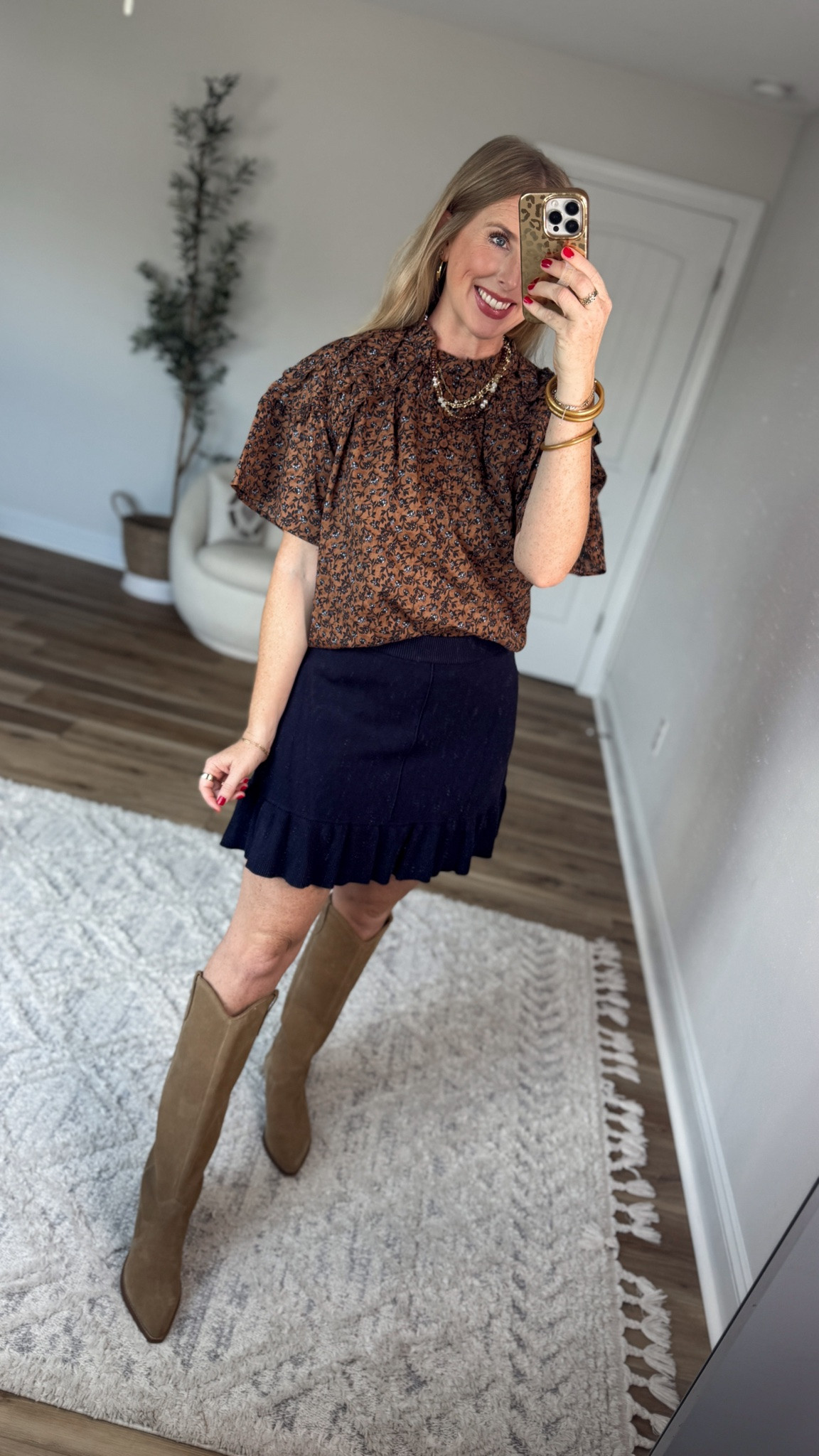 Daily try on, Walmart outfit, Walmart fashion, Walmart try on, scenario, sweater skirt, fall floral

#LTKootd