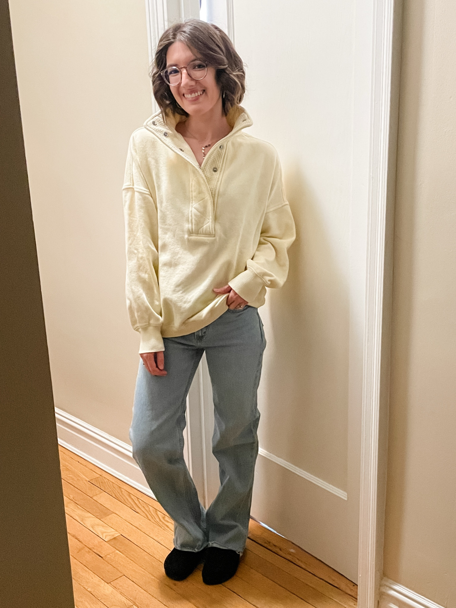 Cozy sweatshirt: is sized down and it’s perfectly oversized
Jeans: TTS
Clogs: TTS


#LTKFindsUnder100 #LTKSaleAlert #LTKStyleTip