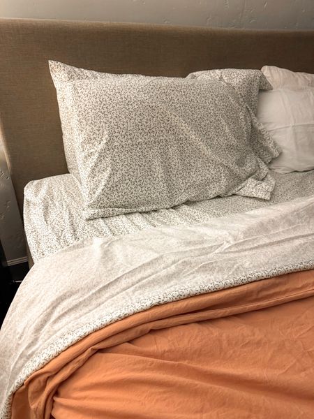 We have several sets of these sheets (the vine set is my fav of course!) and several of these duvet covers. Makes washing and changing the bedding SO much easier which this dog mama appreciates👌🏼 all three sleep with us so the hair is a given 😆 

I used to always wash the down comforter constantly and it just took so much longer!