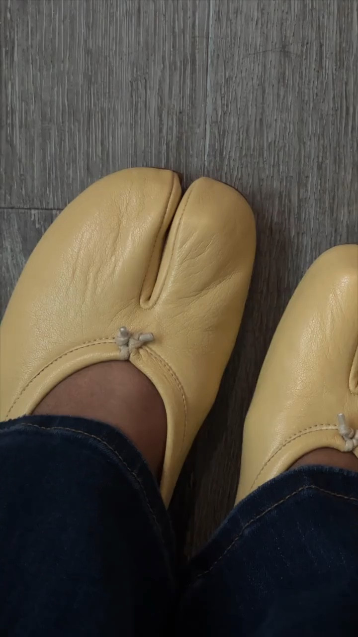 got my hands on these beautiful banana yellow/beige margiela tabis and i'm in love 💛🤩 

#LTKSaleAlert #LTKStyleTip #LTKGiftGuide