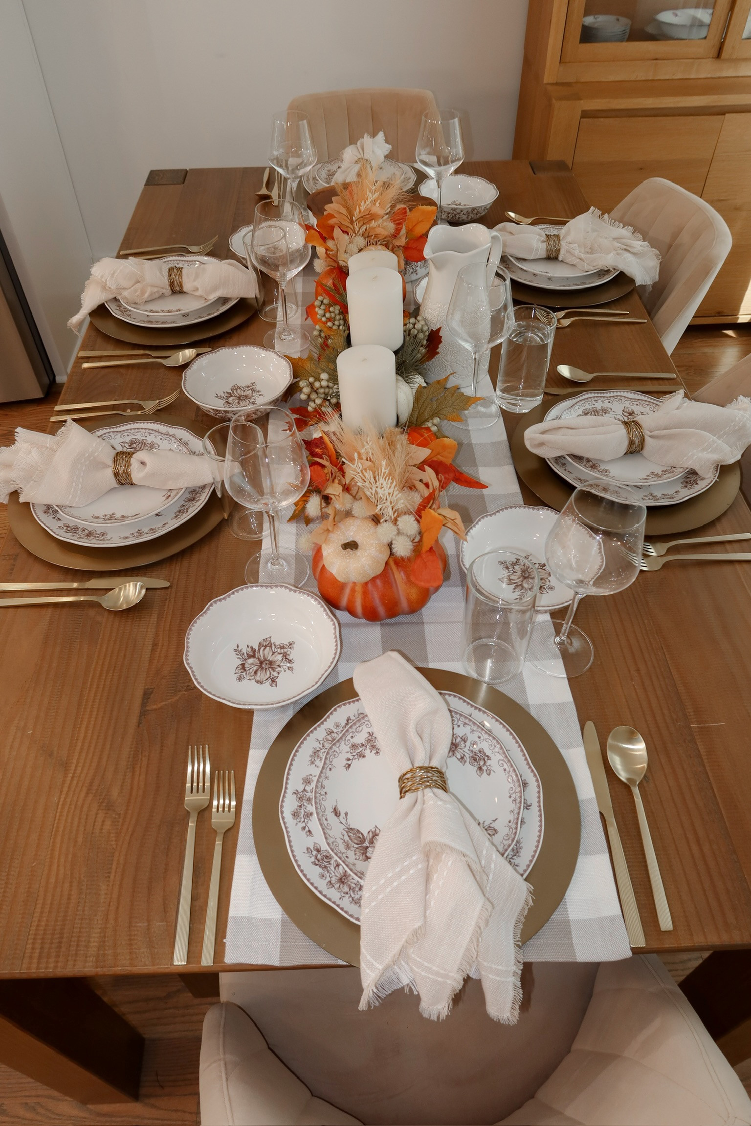 Fall Tablescape Idea 🤎🍂

Fall tablescape, Thanksgiving tablescape, Fall table decor, Thanksgiving table decor, Fall centerpiece, Thanksgiving centerpiece, Autumn table setting, Neutral fall decor, Fall hosting ideas, Thanksgiving hosting, Pumpkin centerpiece, Fall dining room decor

#LTKSeasonal #LTKHome #LTKdayinmylife