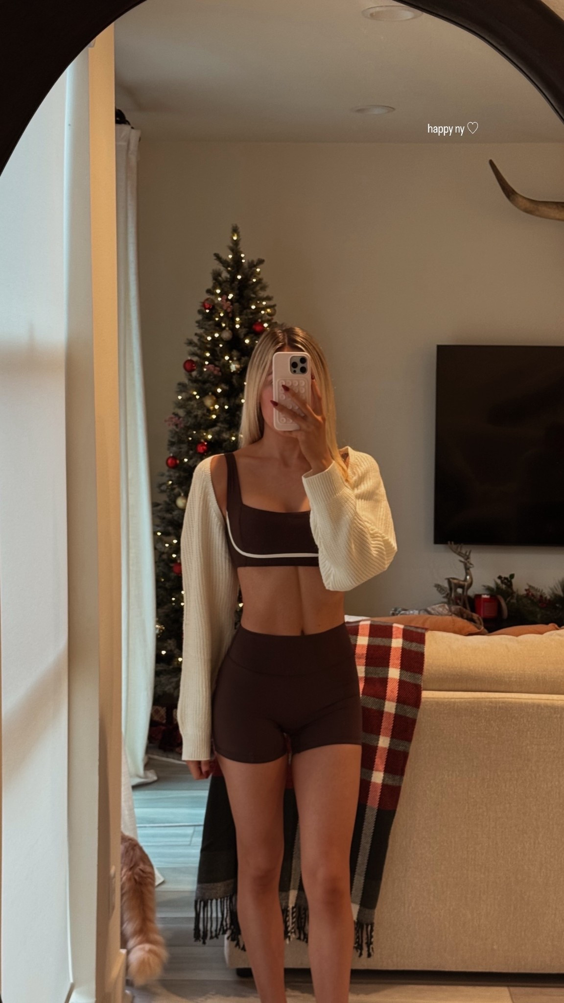 Monday body workout set 🤎

#pilatesoutfit #brownworkoutset #bolero #fitness


#LTKTall #LTKActive