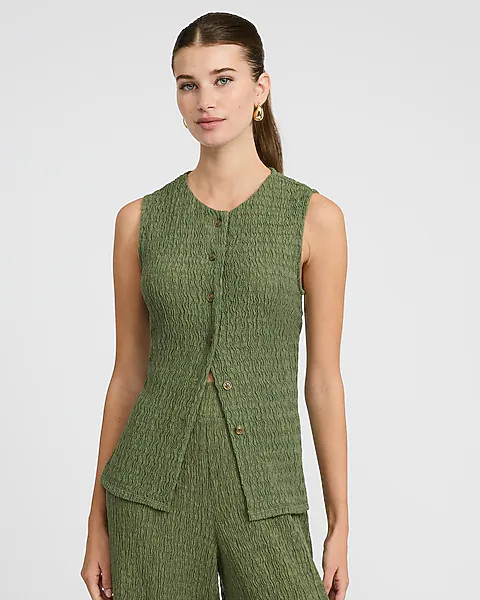 Textured Sleeveless Button Down Tank | Express