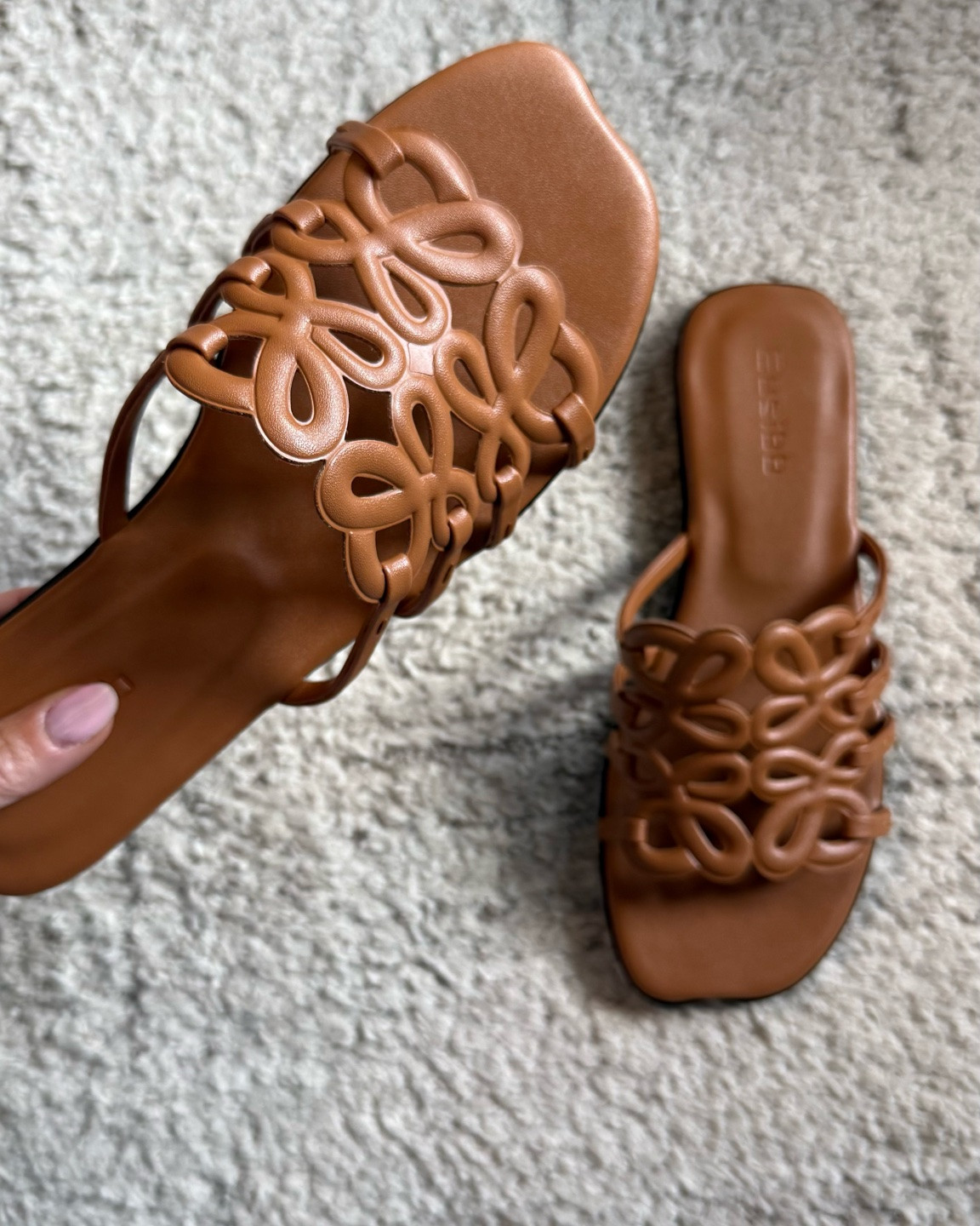 Amazon finds
Amazon fashion
Necklace 
Sandal
Loewe dupe

#LTKootd #LTKSeasonal #LTKgrwm