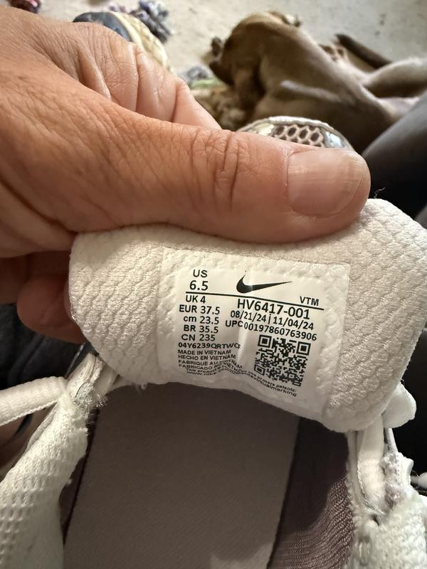 Nike Women's Zoom Vomero 5 Shoes | DICK'S Sporting Goods