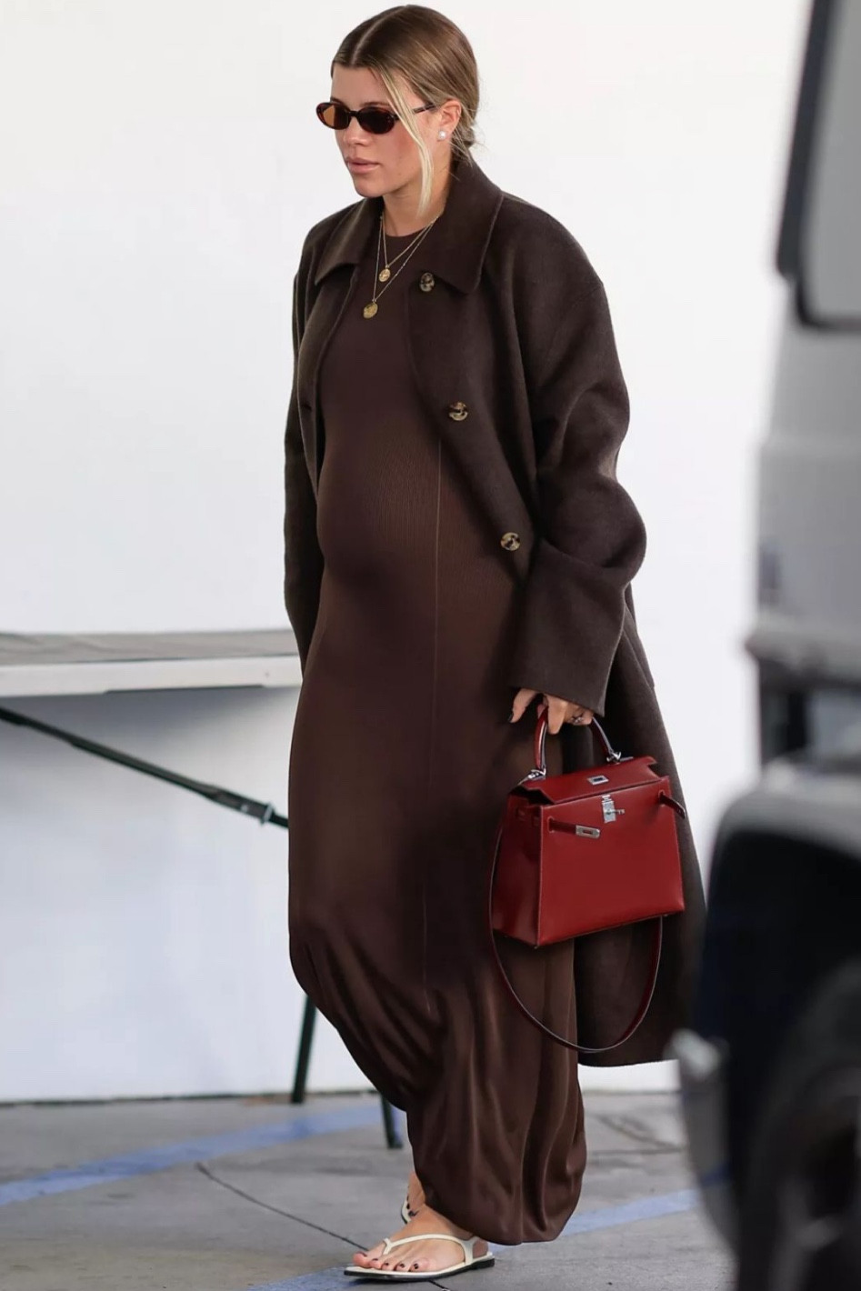 Sofia richie
Sofia Richie Style
Street style
Maternity
Bump friendly
Spring outfit
Work outfit
Celebrity style
Look for less
Dress

#LTKbump #LTKfindsunder100 #LTKsalealert