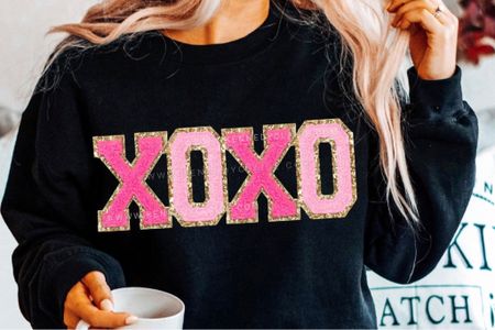 Xoxo sweatshirt, Valentine’s sweatshirt, Valentine’s outfit 

#LTKunder50 #LTKstyletip #LTKSeasonal