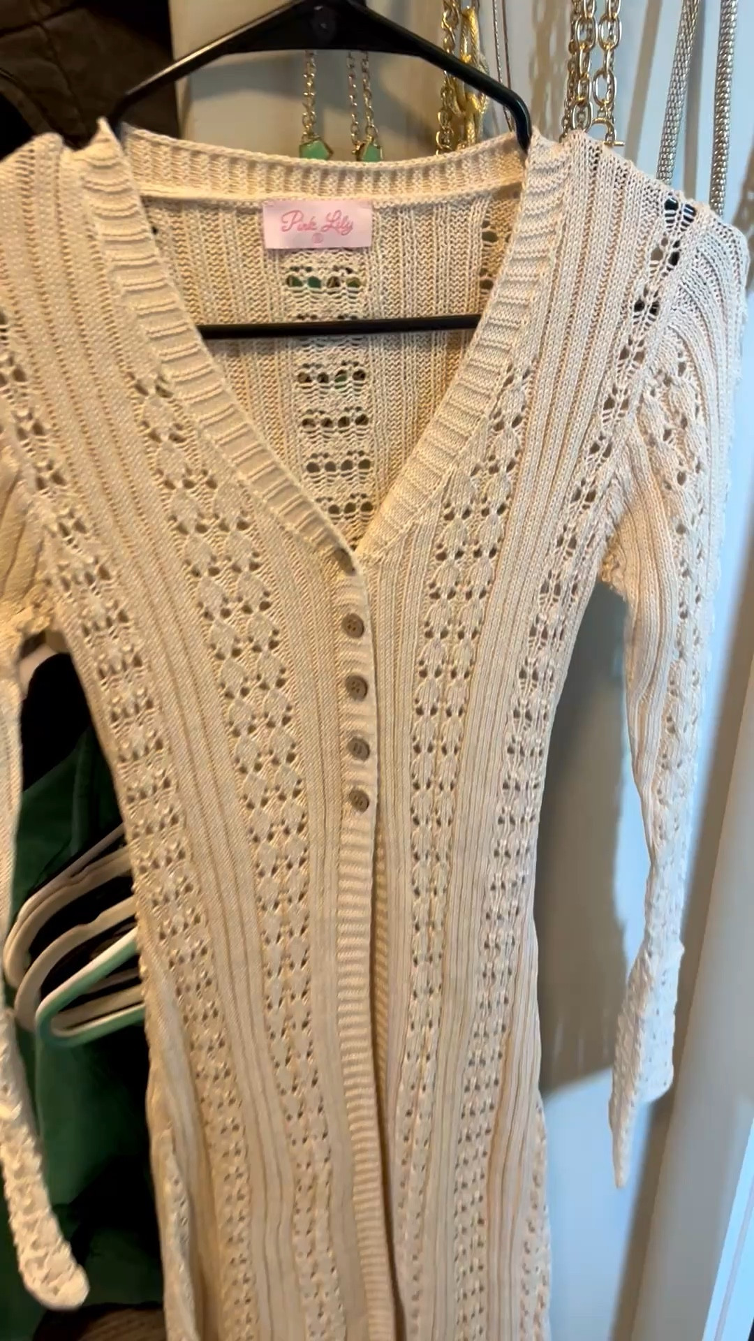 The cutest duster cardigan. Can style so many ways. 

#duster #sweater #cardigann

#LTKgrwm #LTKootd #LTKOver40