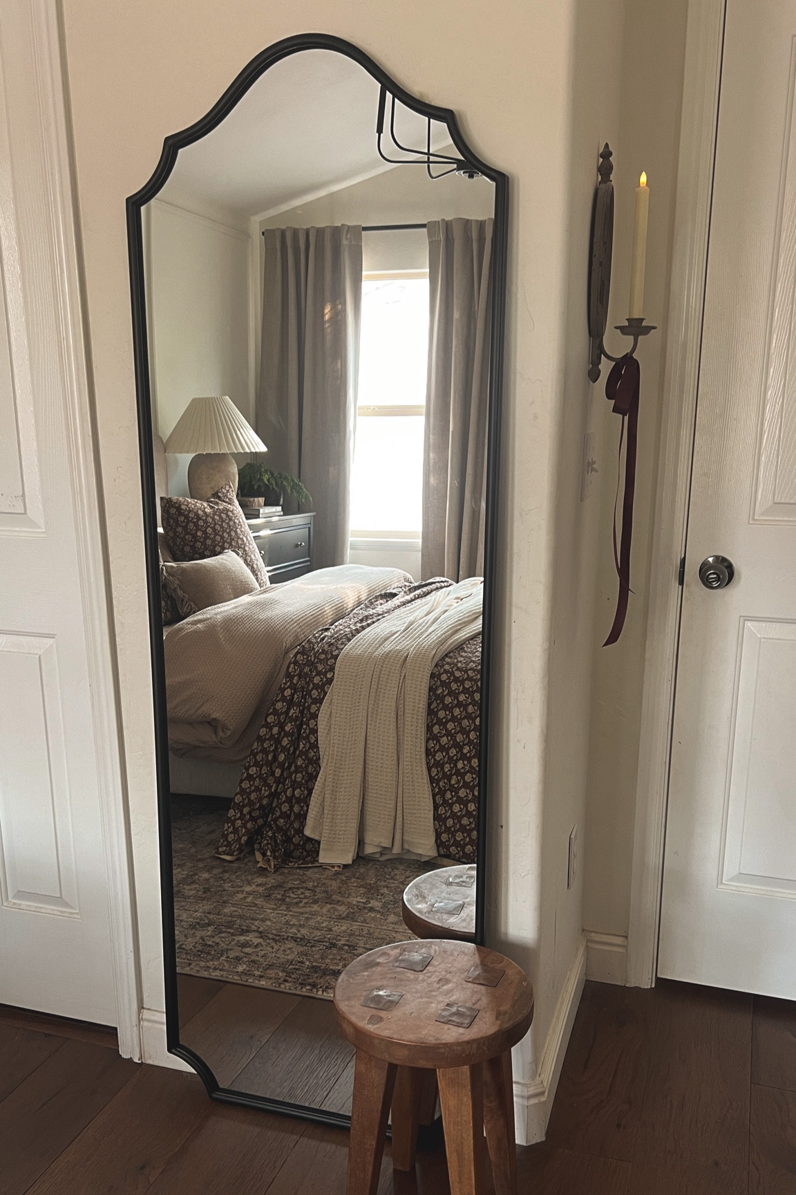 Wavy mirror vintage style bedroom 

#LTKSeasonal #LTKMostLoved #LTKHome