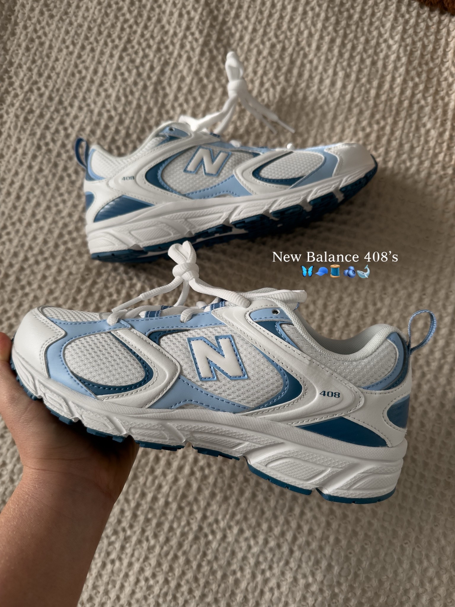 THE sneaker of this spring/summer! I love the dusty blue tones in them 🦋