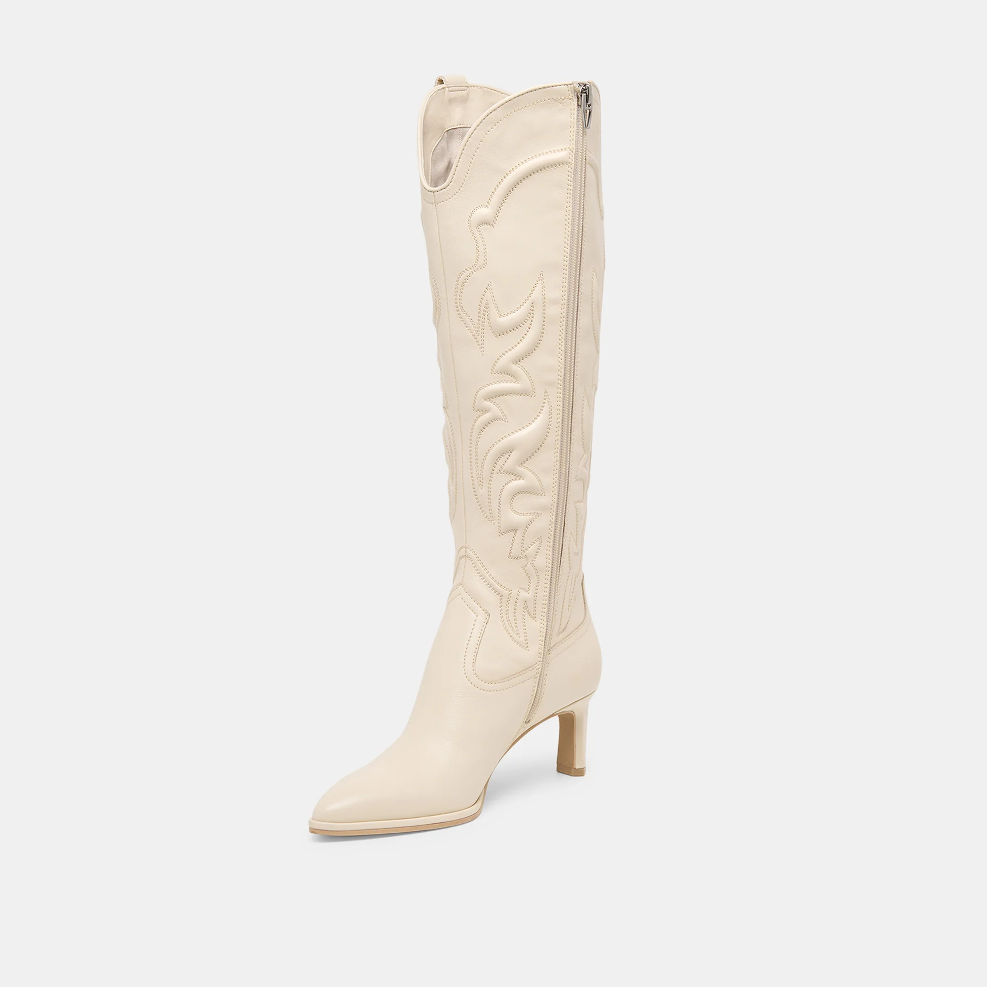 Alisa Boots Creme Leather | DolceVita.com
