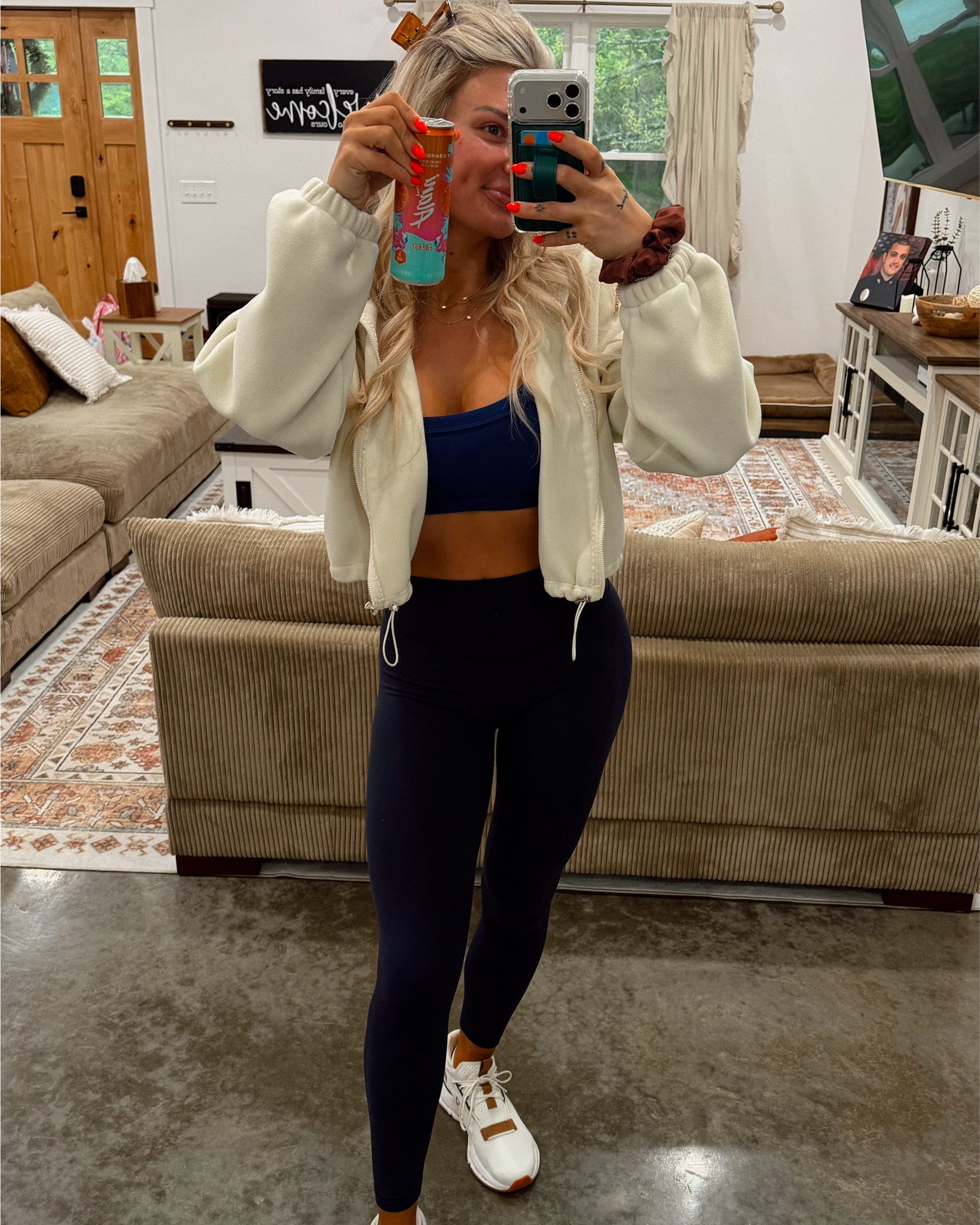 Wednesday OOTD! Off to the gym 💪🏼 

#LTKfitnessgoals #LTKActive #LTKootd