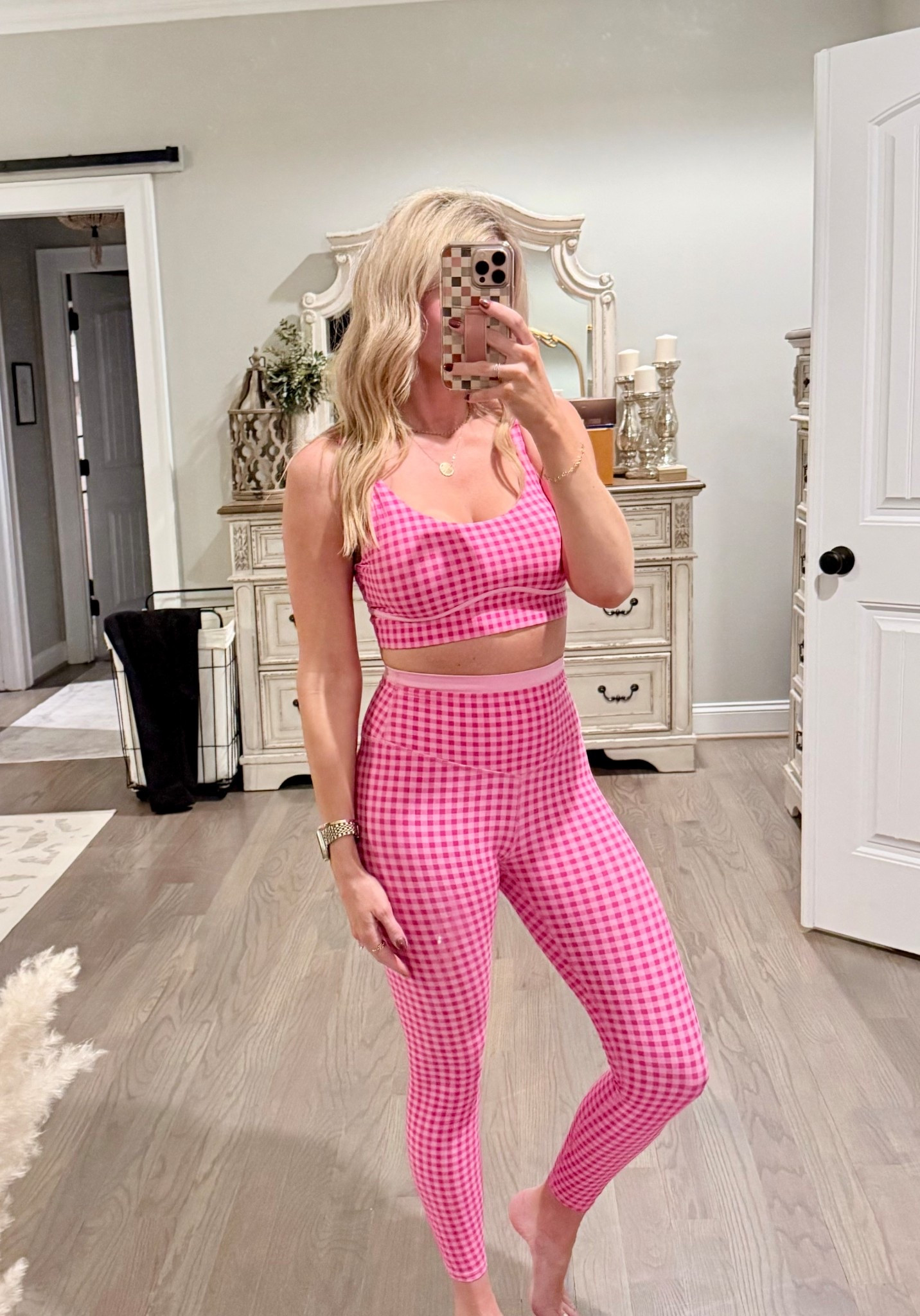 Gym Fit
Top- medium
Bottoms- small

#LTKActive #LTKFindsUnder50 #LTKfitnessgoals