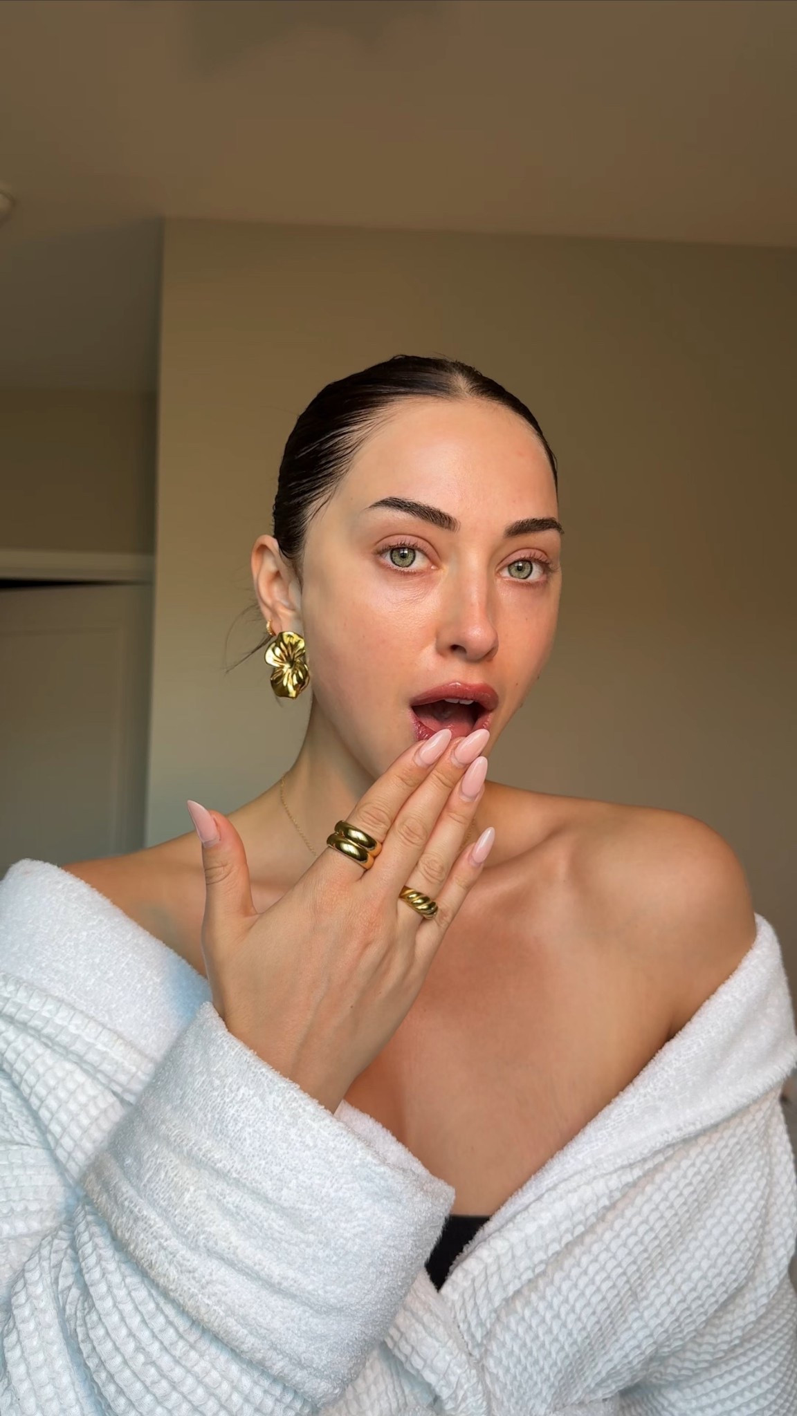 My fav bath robe

#LTKStyleTip